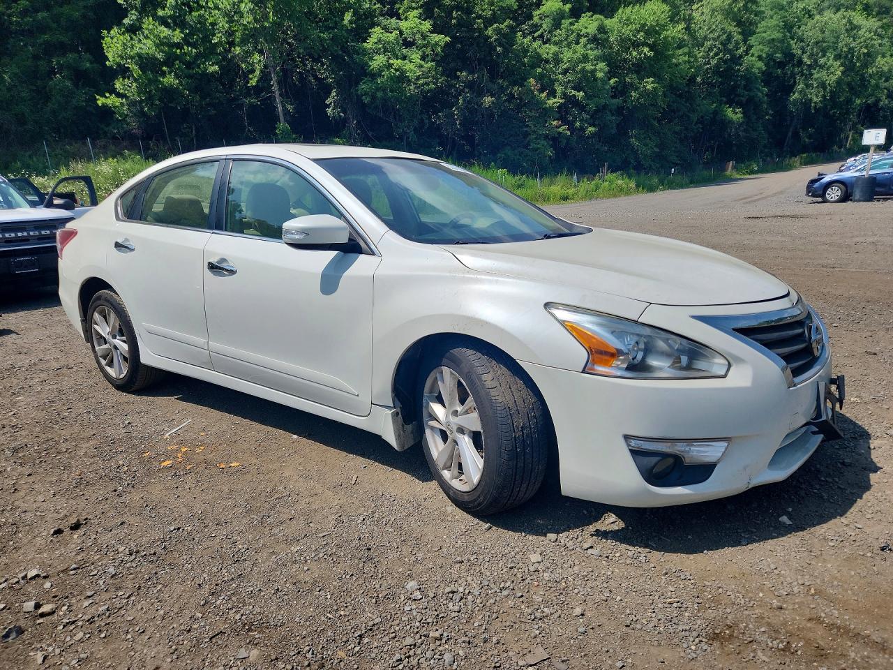 2013 Nissan Altima 2.5 White vin: 1N4AL3AP1DC263066