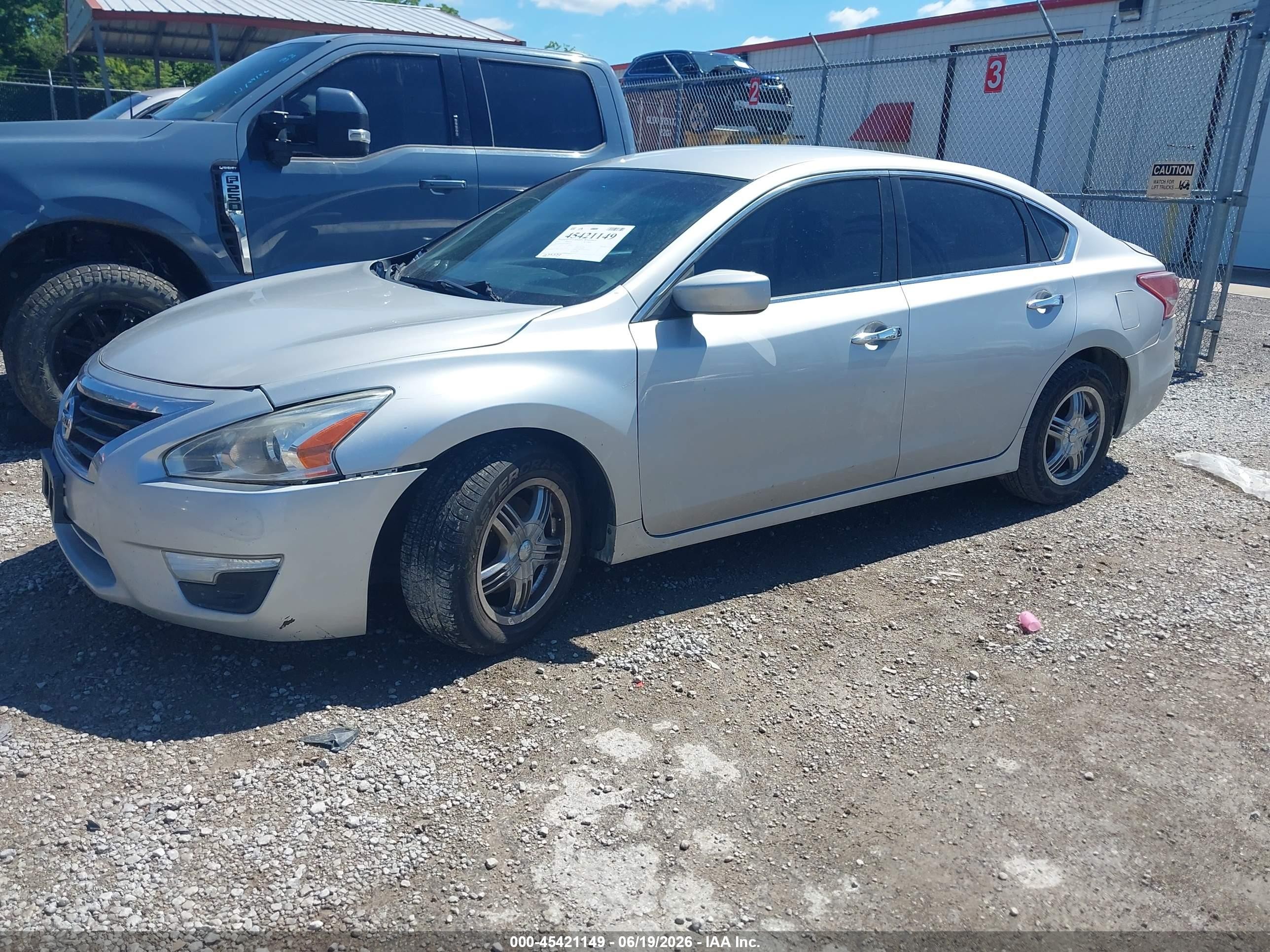 2013 Nissan Altima 2.5 S Silver vin: 1N4AL3AP1DC268316