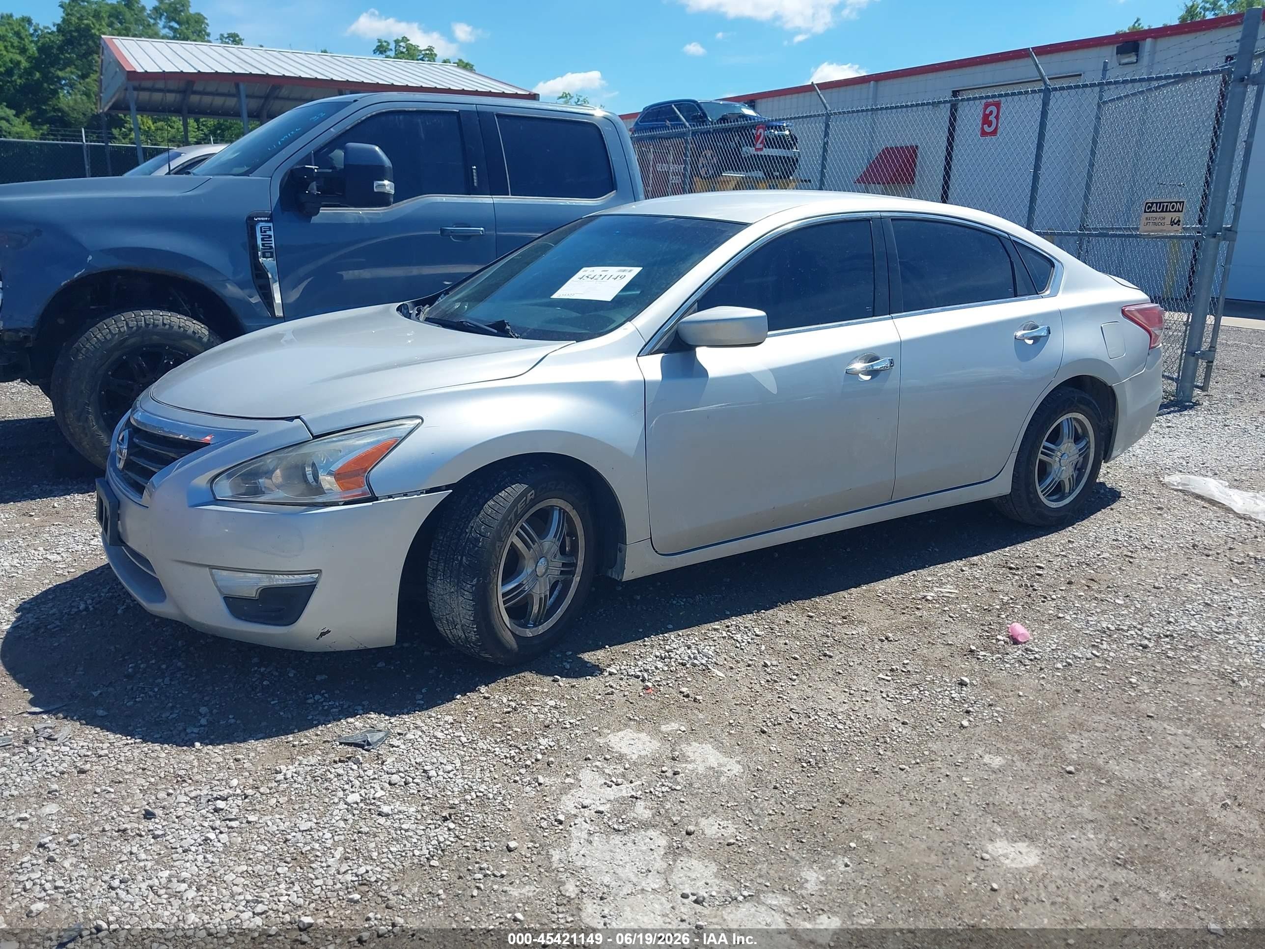 2013 Nissan Altima 2.5 S Silver vin: 1N4AL3AP1DC268316
