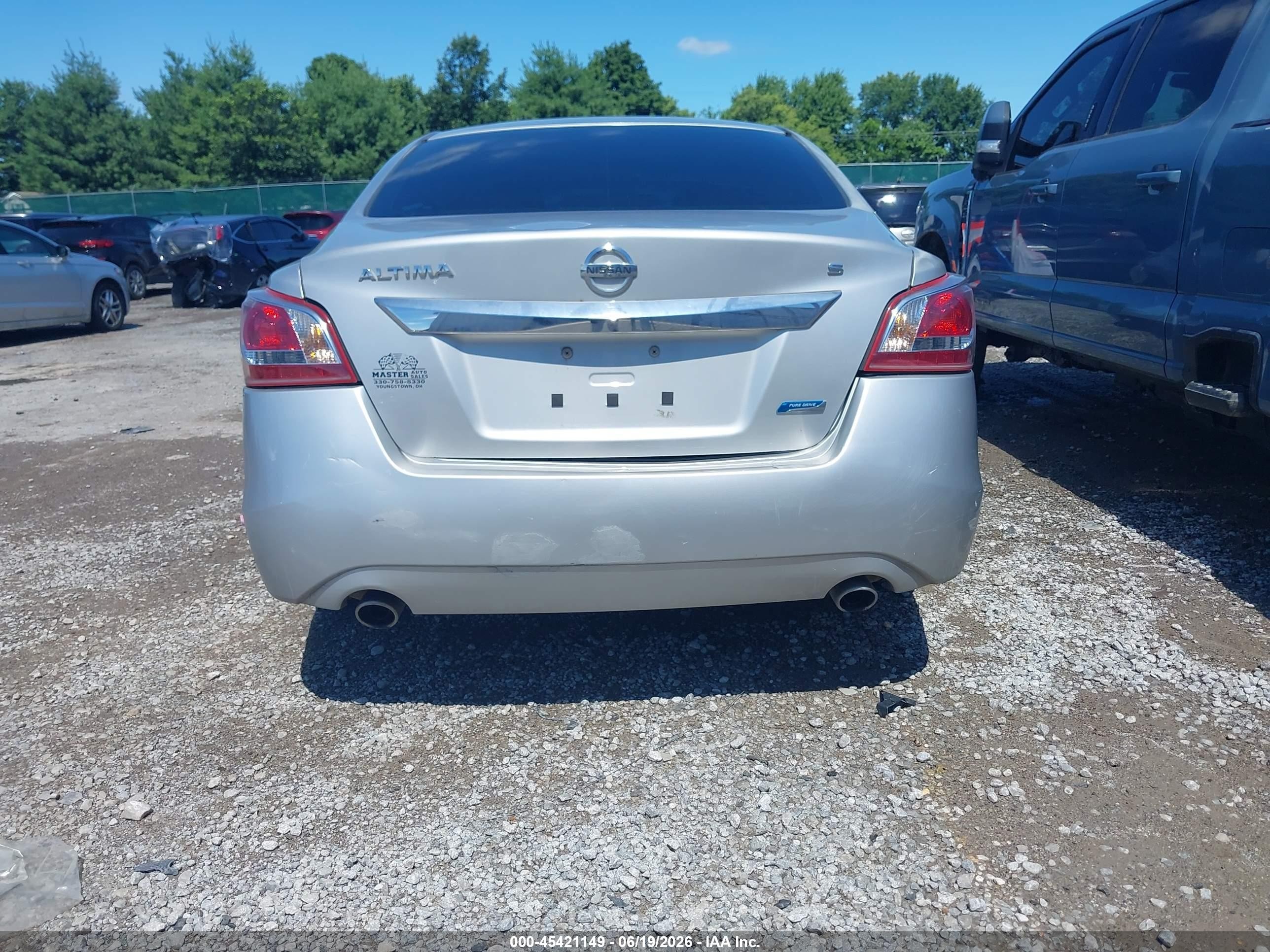 2013 Nissan Altima 2.5 S Silver vin: 1N4AL3AP1DC268316