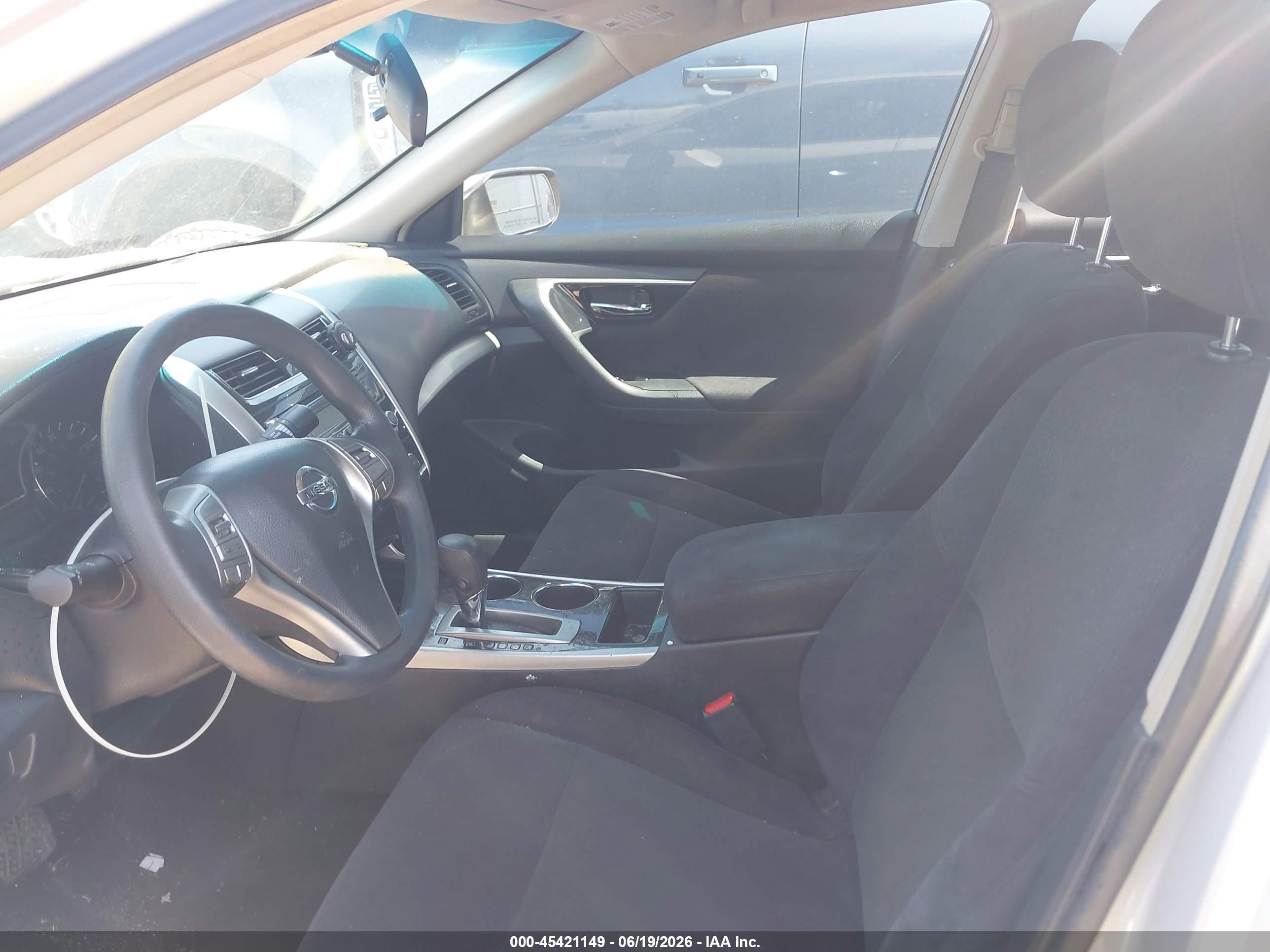 2013 Nissan Altima 2.5 S Silver vin: 1N4AL3AP1DC268316