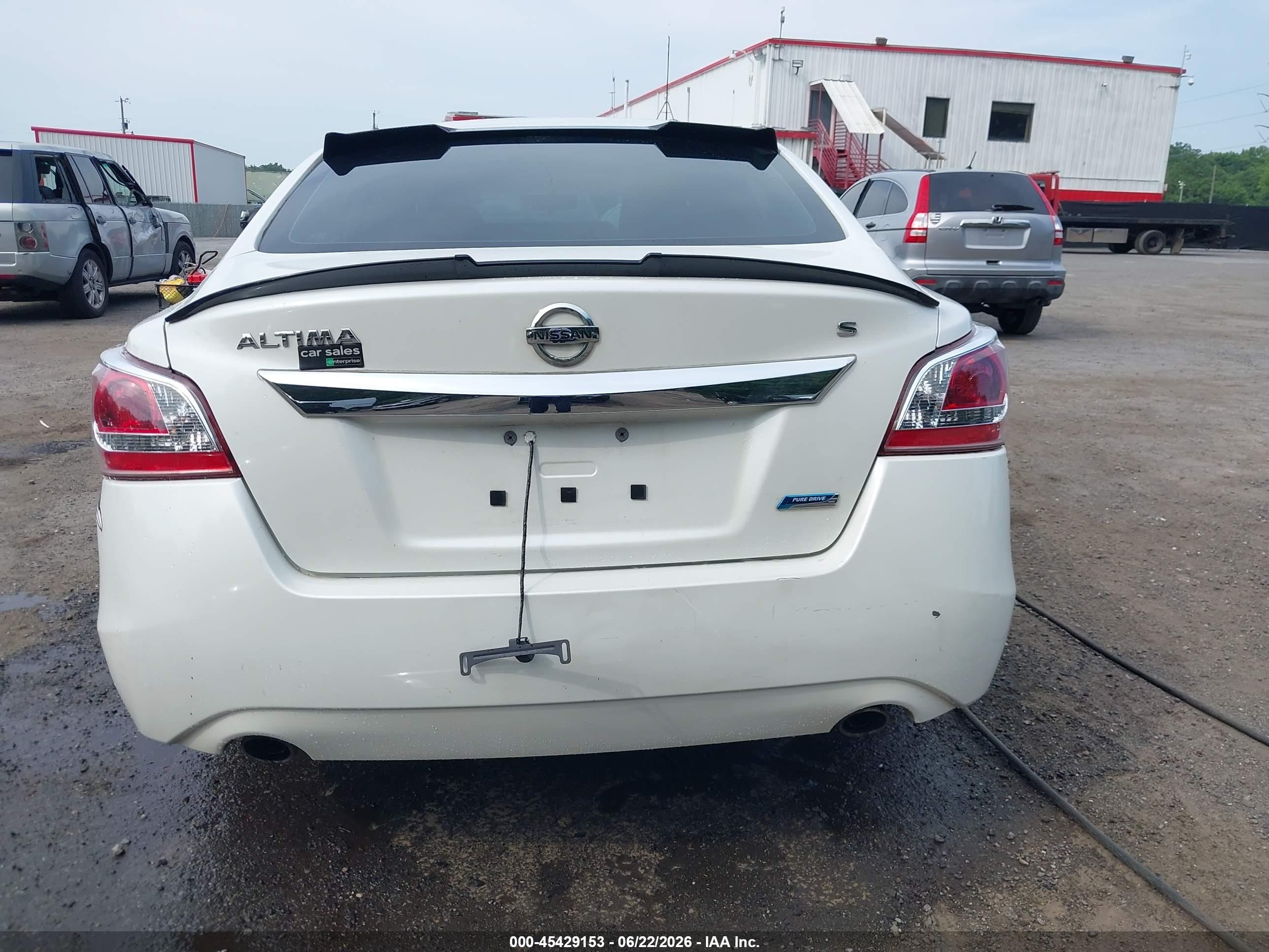 2013 Nissan Altima 2.5 S White vin: 1N4AL3AP1DC904457