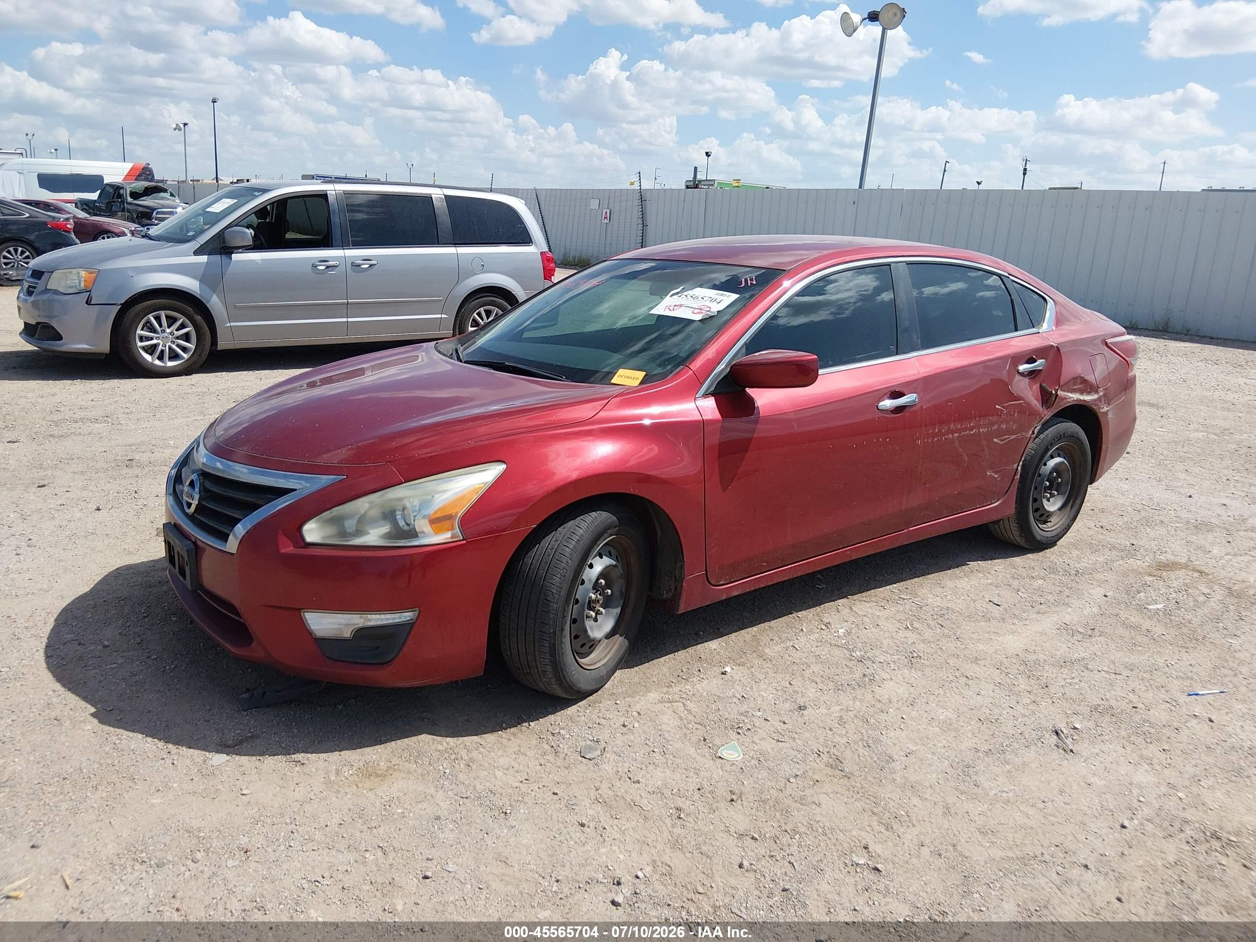 2013 Nissan Altima 2.5 Red vin: 1N4AL3AP1DN421099