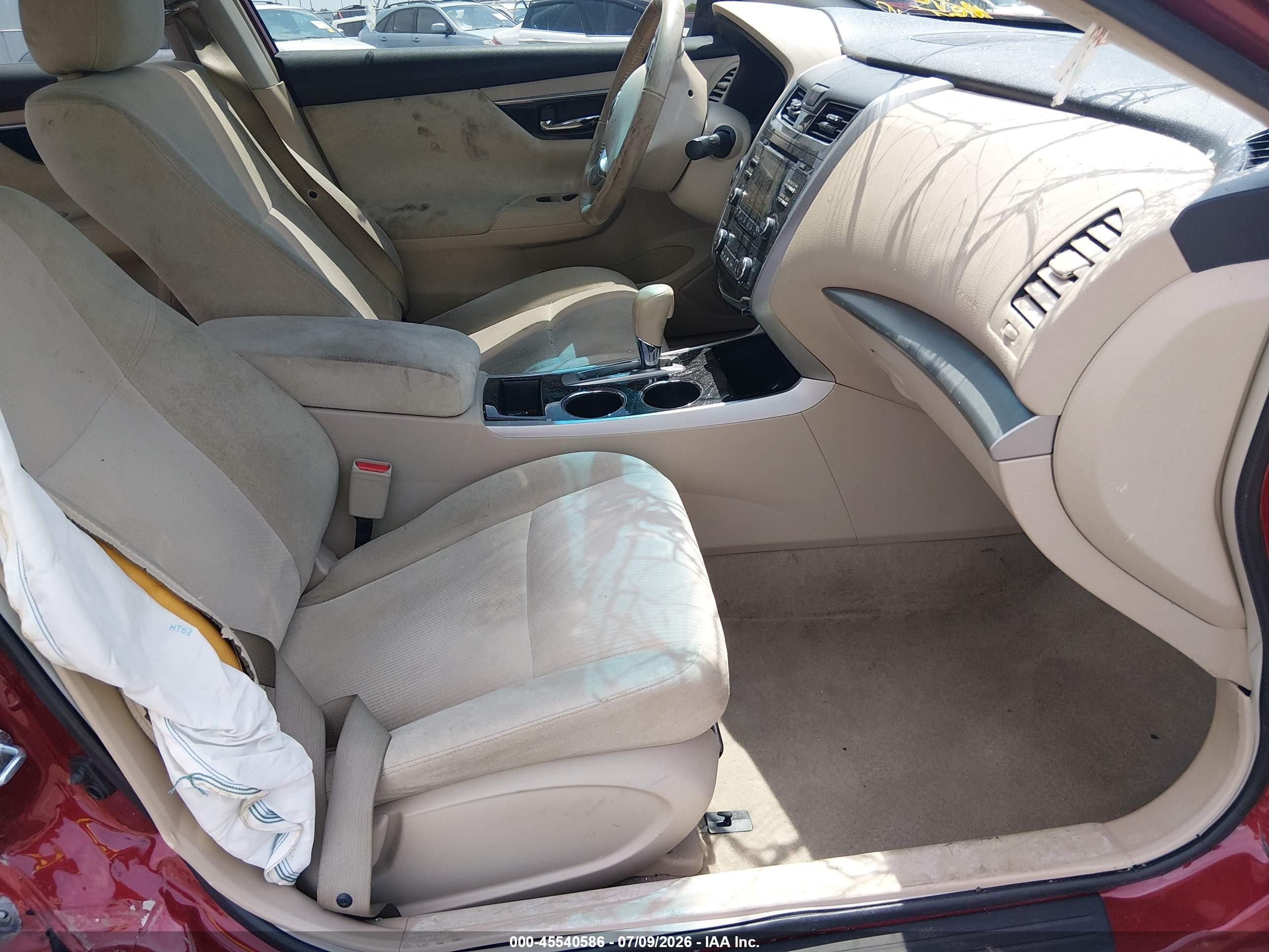 2013 Nissan Altima 2.5 Sv Red vin: 1N4AL3AP1DN450893