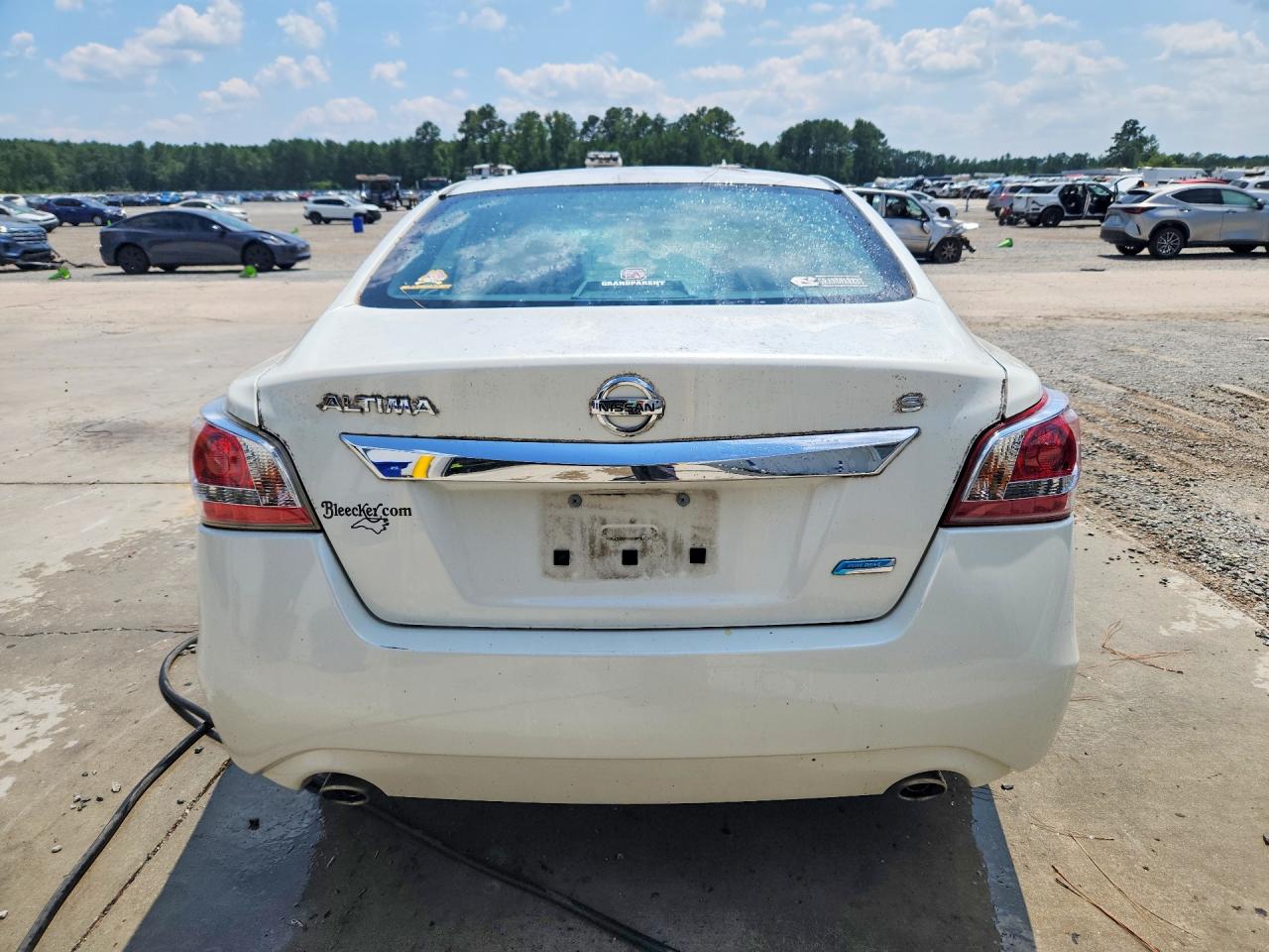 2013 Nissan Altima 2.5 White vin: 1N4AL3AP1DN459092