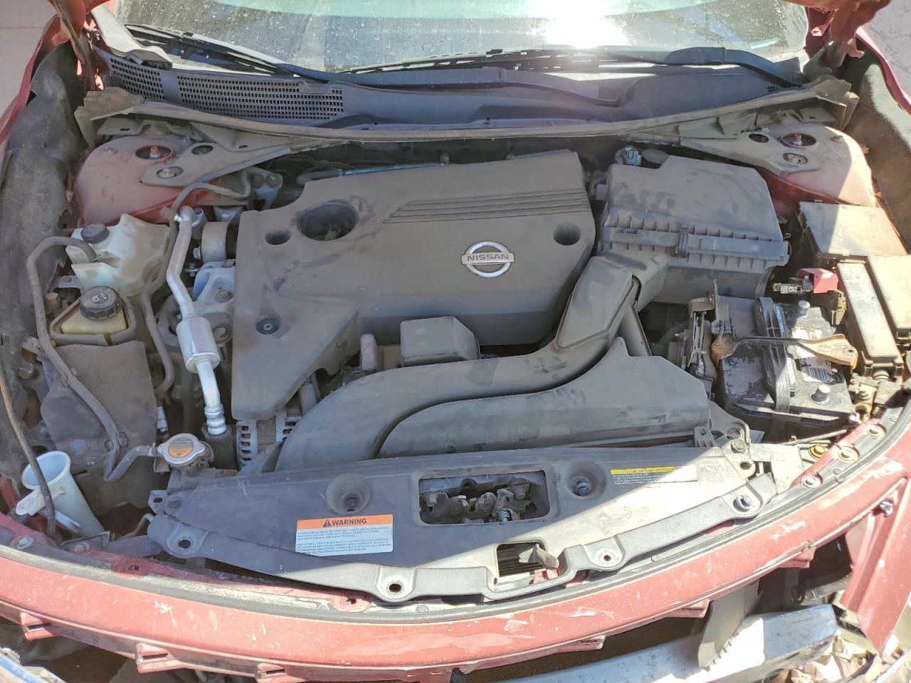 2013 Nissan Altima Red vin: 1N4AL3AP1DN465684