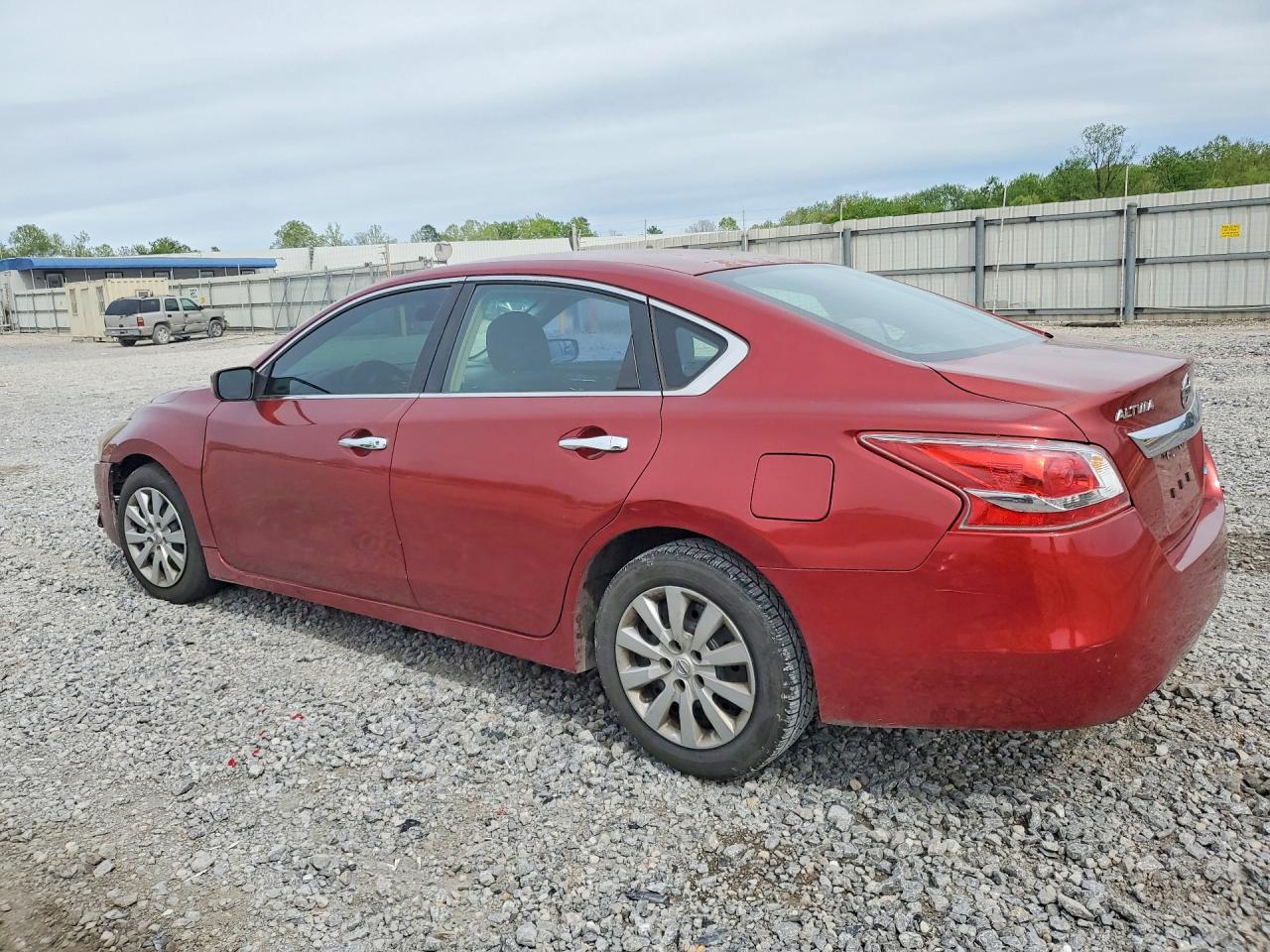 2013 Nissan Altima 2.5 Red vin: 1N4AL3AP1DN515144