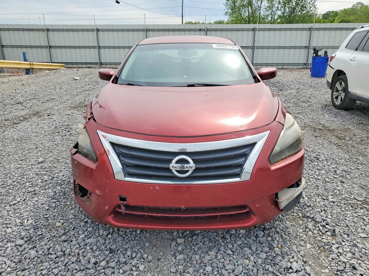 2013 Nissan Altima 2.5 Red vin: 1N4AL3AP1DN515144