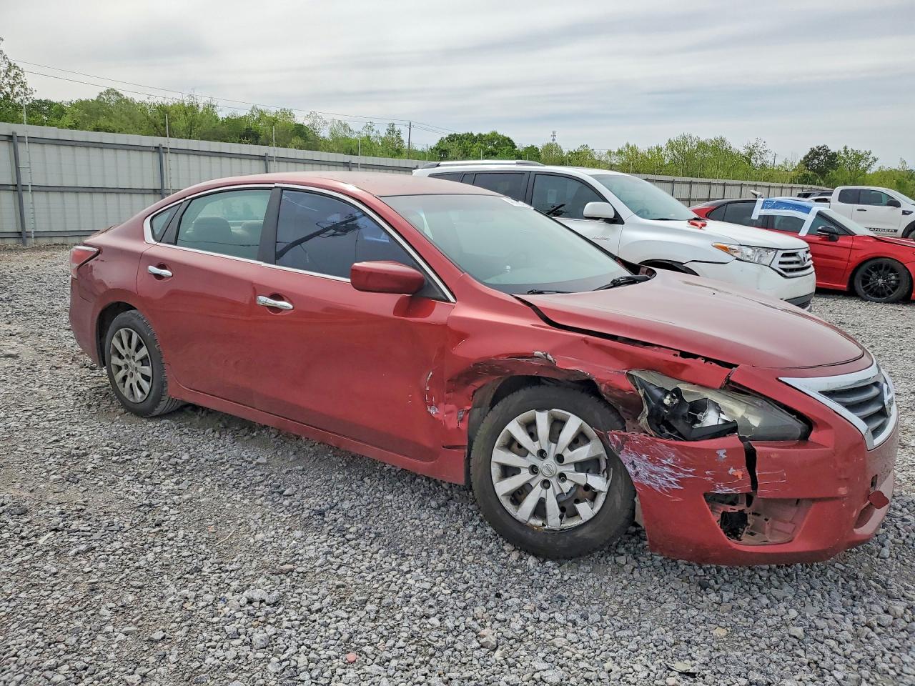 2013 Nissan Altima 2.5 Red vin: 1N4AL3AP1DN515144