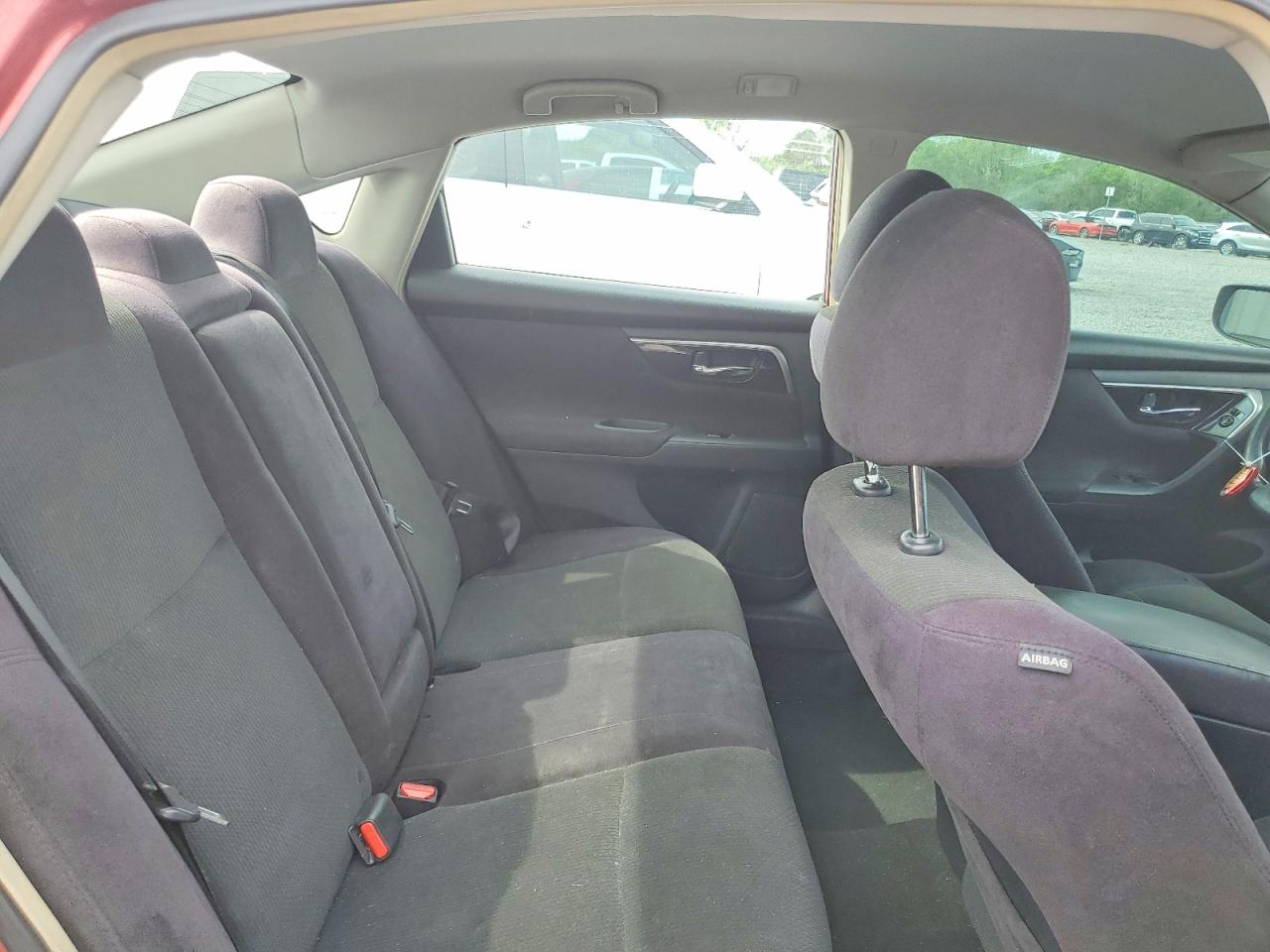 2013 Nissan Altima 2.5 Red vin: 1N4AL3AP1DN515144
