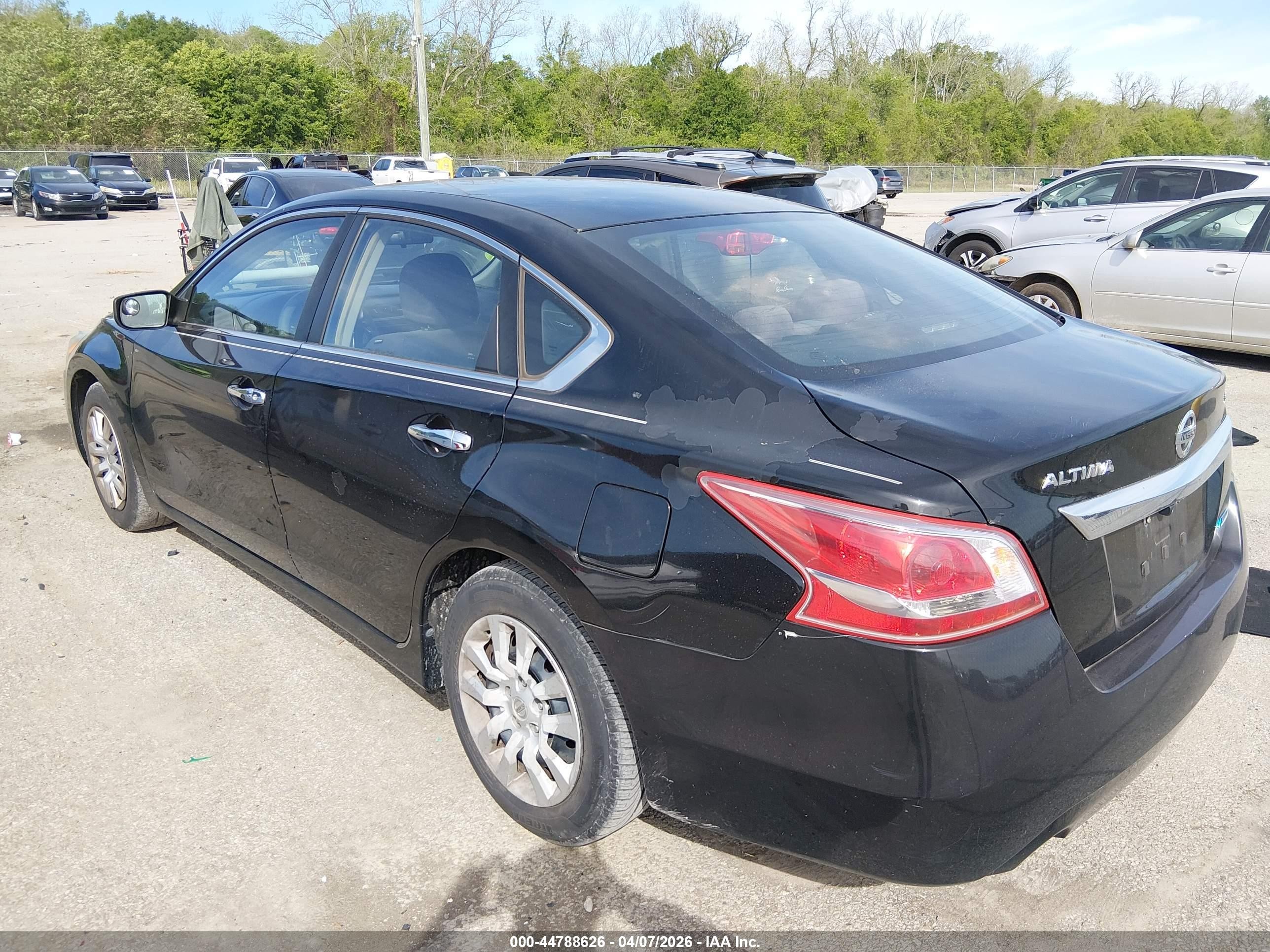 2013 Nissan Altima 2.5 S Black vin: 1N4AL3AP1DN516326