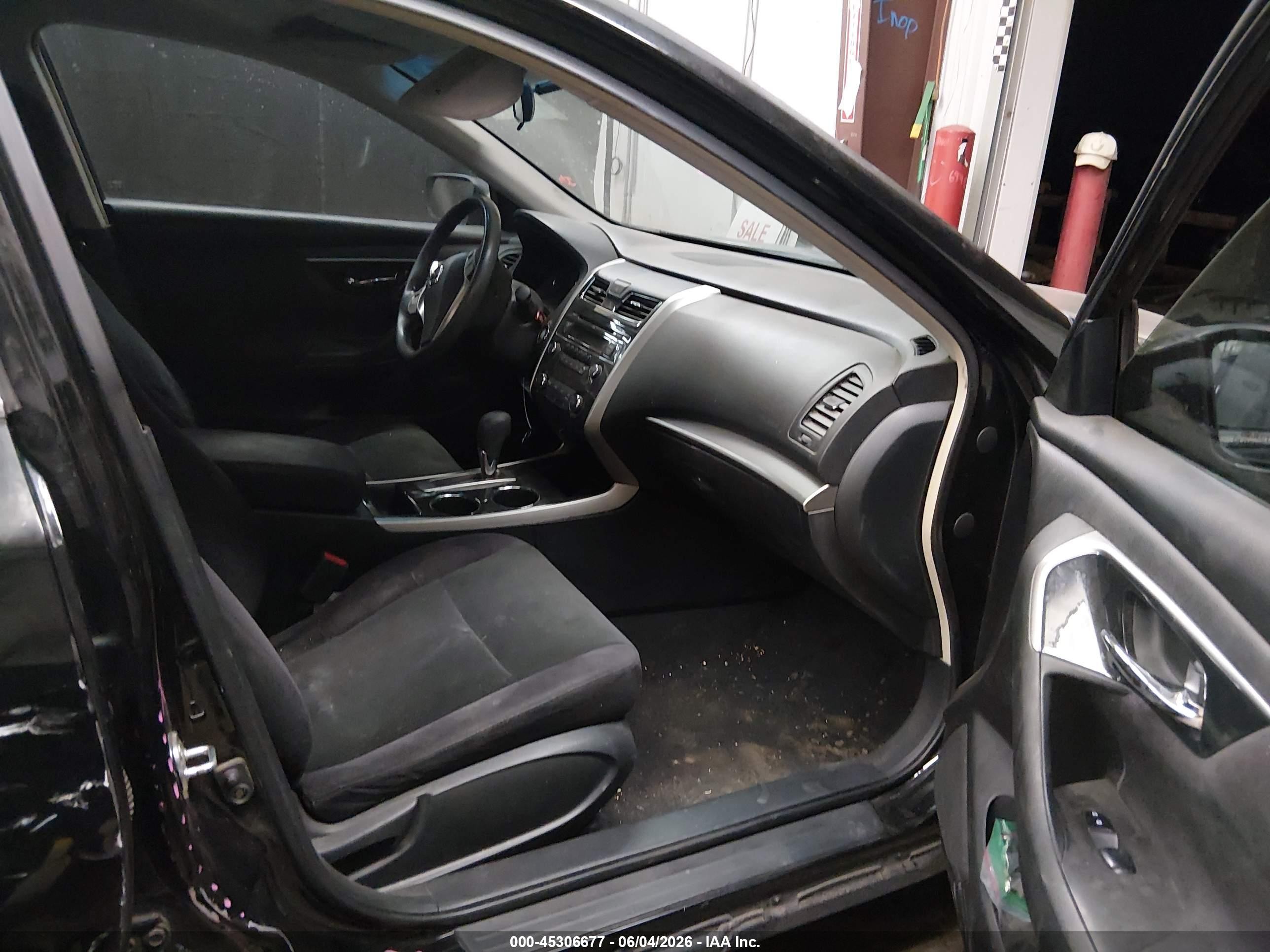 2013 Nissan Altima 2.5 S Black vin: 1N4AL3AP1DN532882