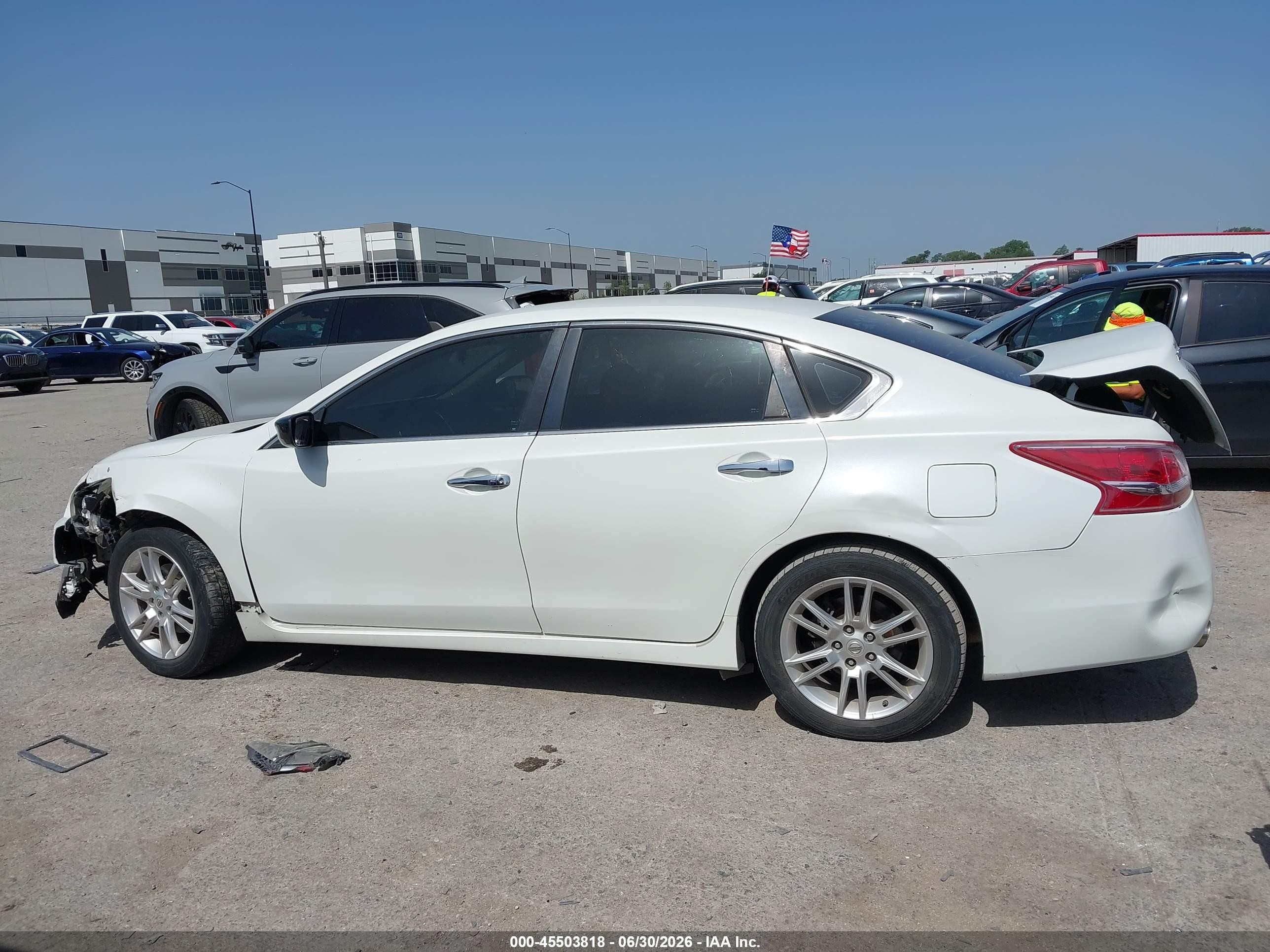 2013 Nissan Altima 2.5 S Белый vin: 1N4AL3AP1DN541629