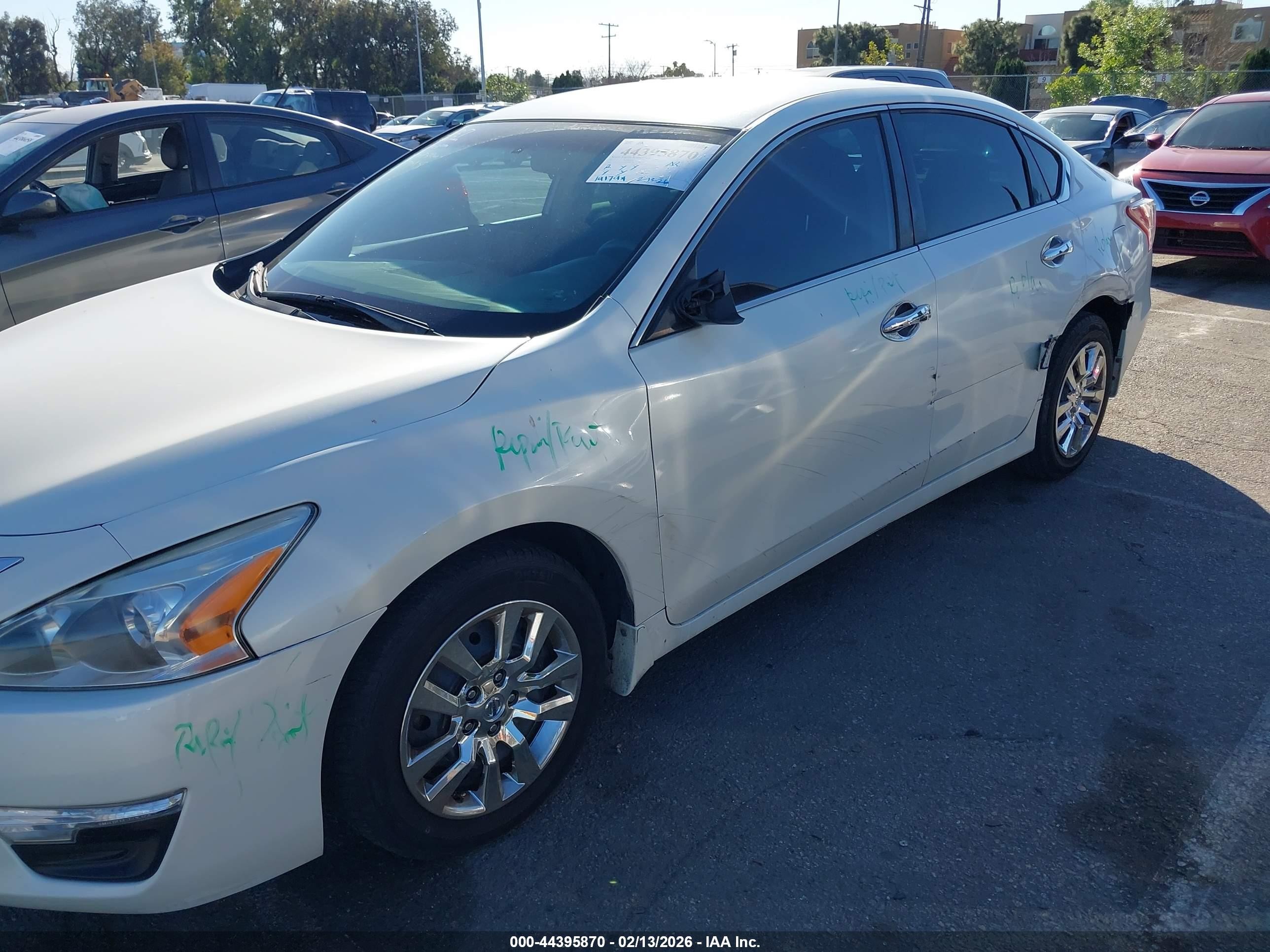 2013 Nissan Altima 2.5 S White vin: 1N4AL3AP1DN550928