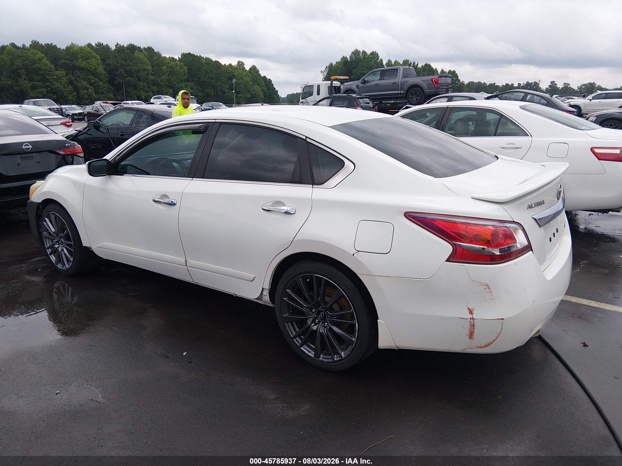 2013 Nissan Altima 2.5 S White vin: 1N4AL3AP1DN564716