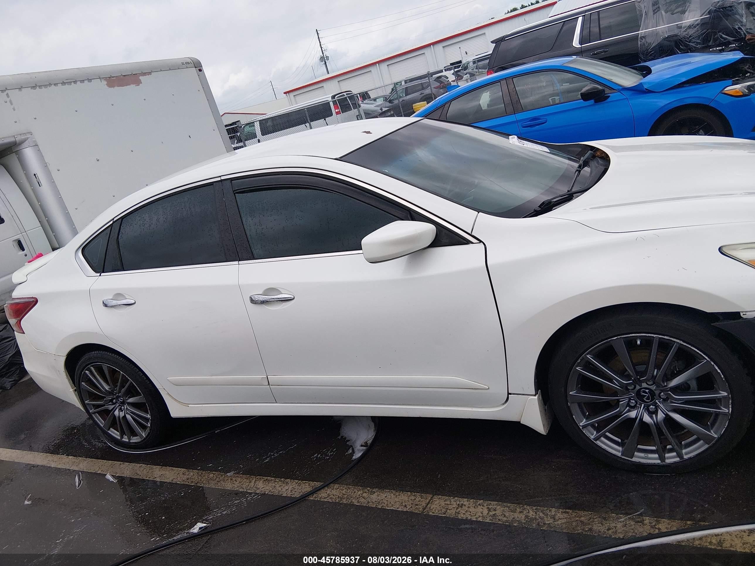 2013 Nissan Altima 2.5 S White vin: 1N4AL3AP1DN564716