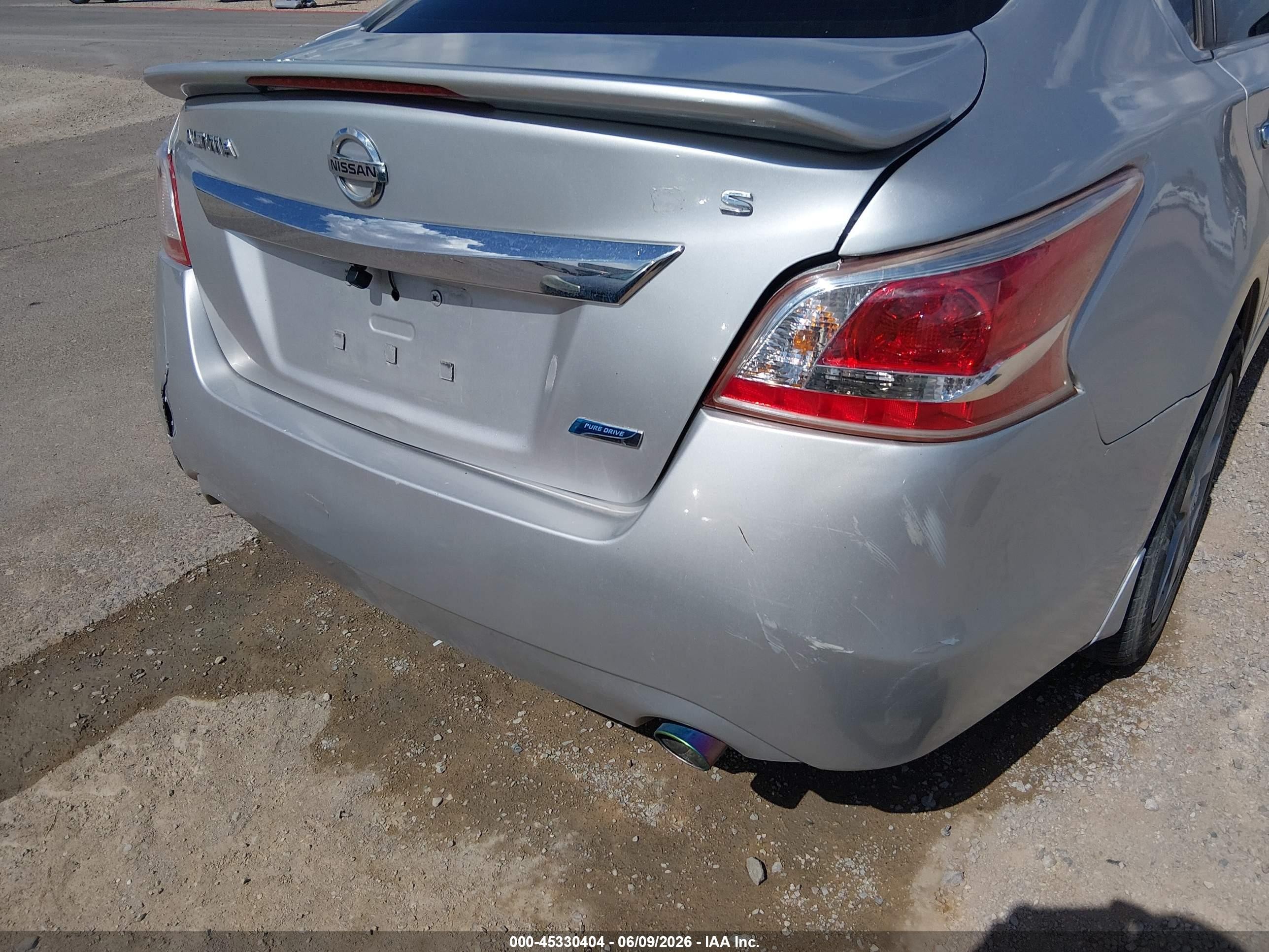 2013 Nissan Altima 2.5 S Silver vin: 1N4AL3AP1DN577143