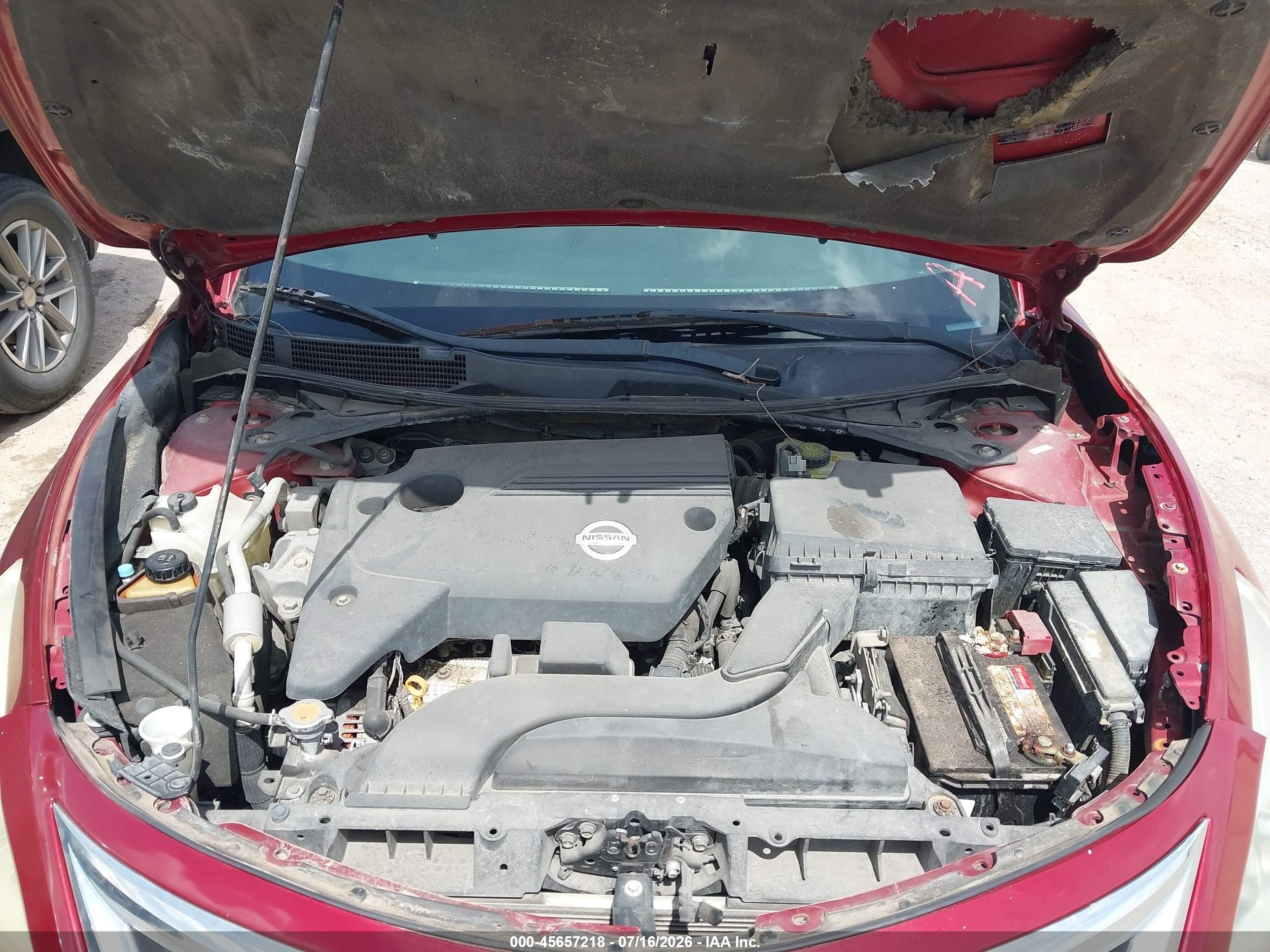 2013 Nissan Altima 2.5 Sv Red vin: 1N4AL3AP1DN581533