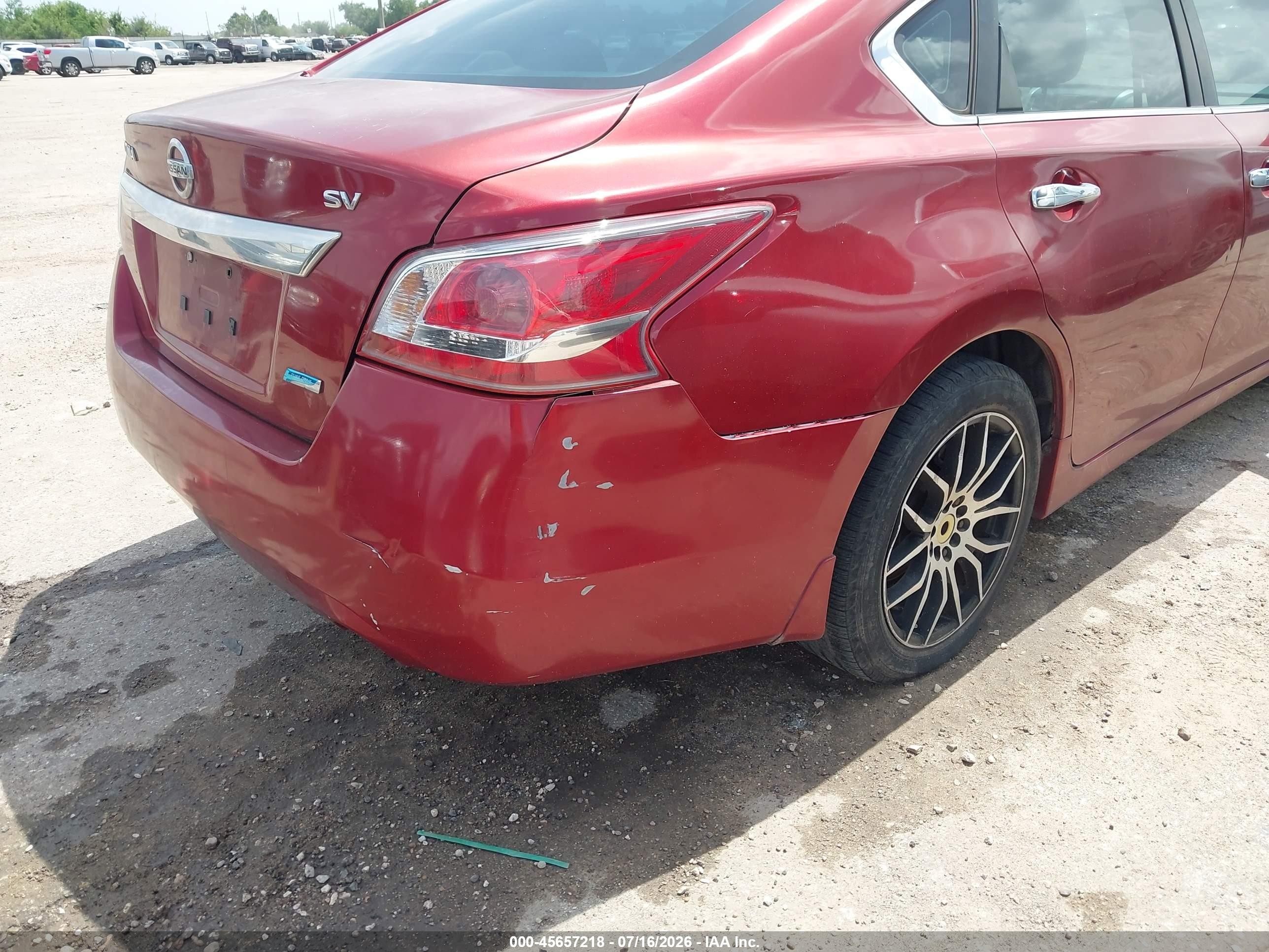 2013 Nissan Altima 2.5 Sv Red vin: 1N4AL3AP1DN581533