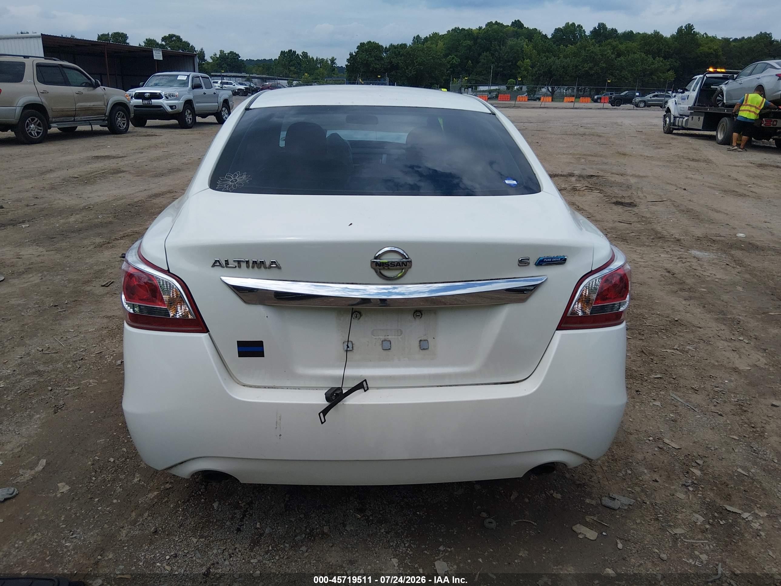 2013 Nissan Altima 2.5 S White vin: 1N4AL3AP1DN584769