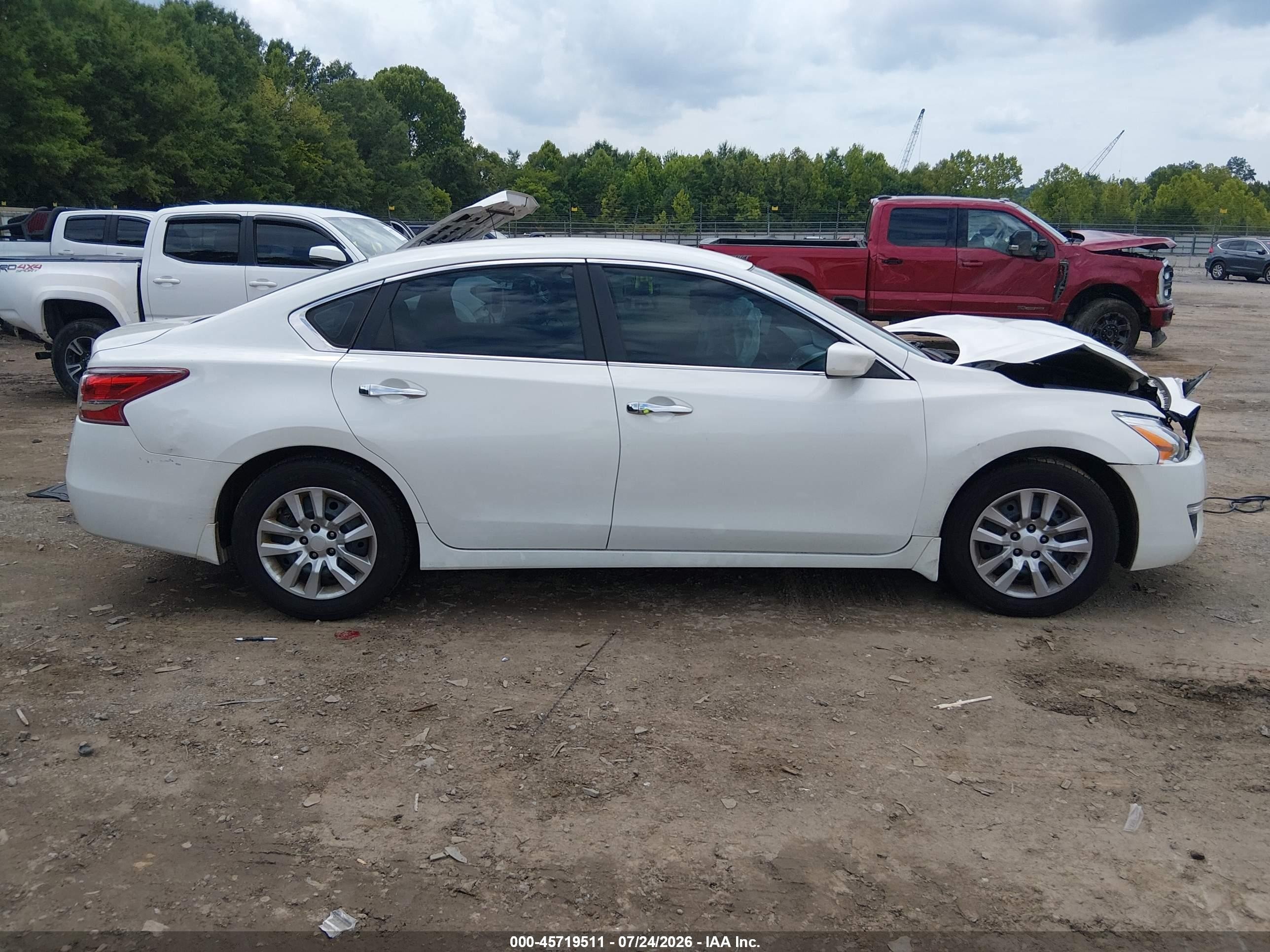 2013 Nissan Altima 2.5 S White vin: 1N4AL3AP1DN584769