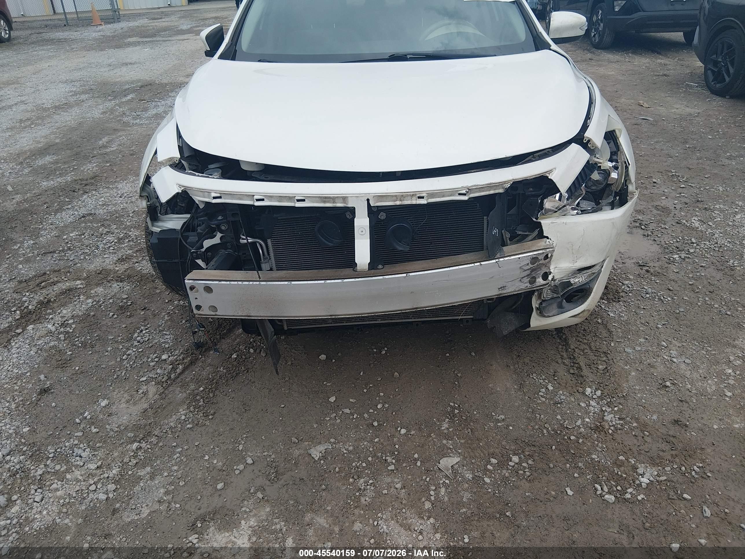 2014 Nissan Altima 2.5 Sv White vin: 1N4AL3AP1EC103108