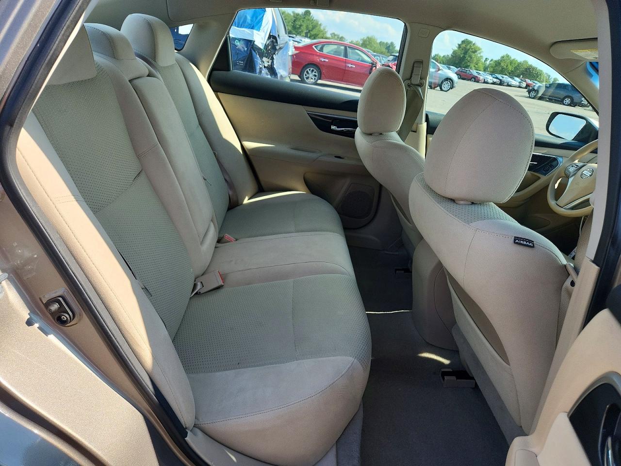 2014 Nissan Altima 2.5 Tan vin: 1N4AL3AP1EC103674