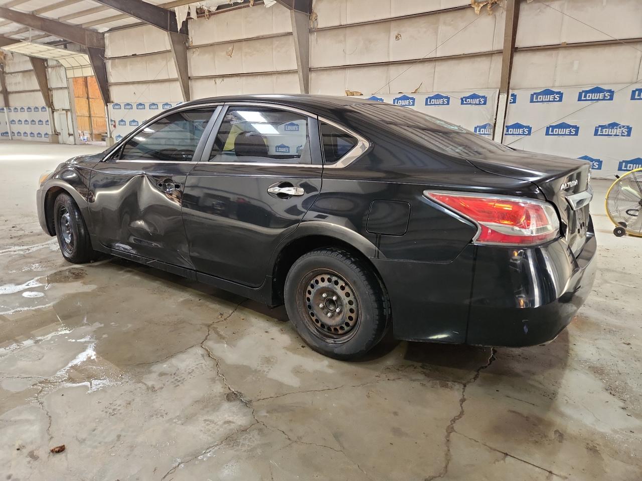 2014 Nissan Altima 2.5 Black vin: 1N4AL3AP1EC107966 Damage: Left Front Door, Dent(S) W/ Paint Dmg, > 12 Inches
