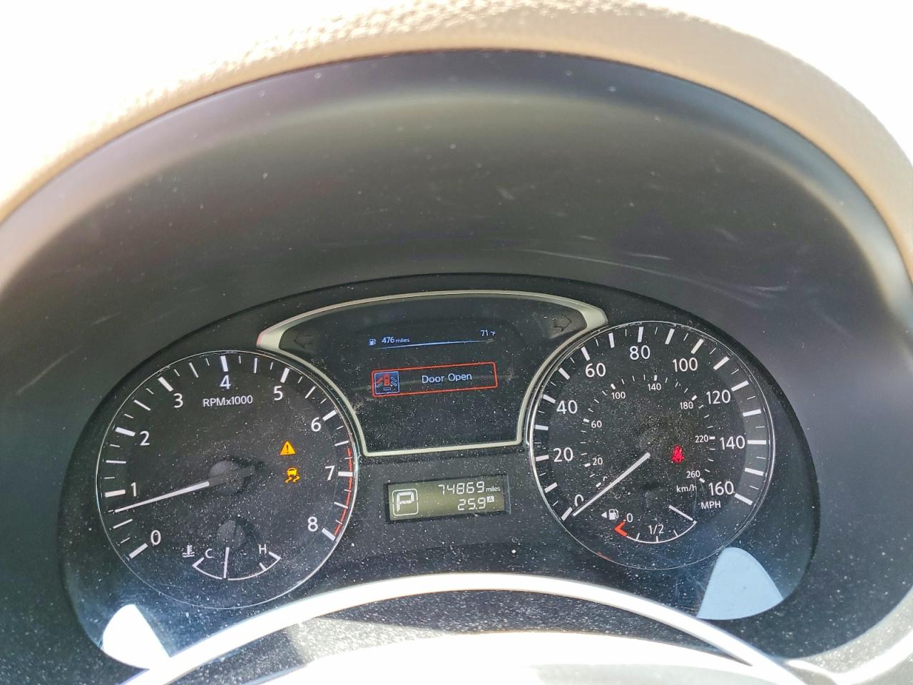 2014 Nissan Altima 2.5 Beige vin: 1N4AL3AP1EC115680