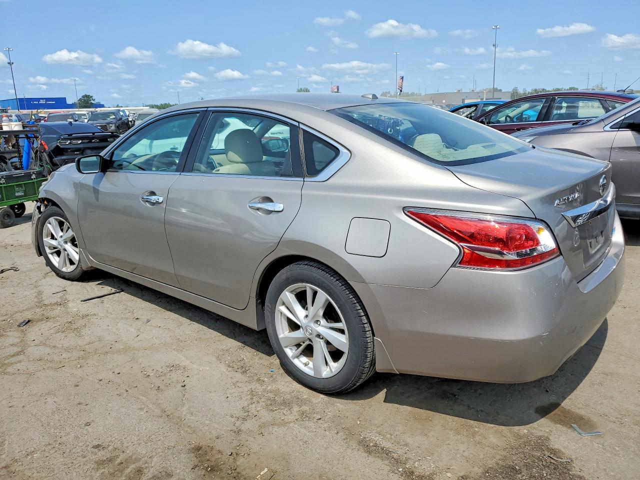 2014 Nissan Altima 2.5 Beige vin: 1N4AL3AP1EC115680