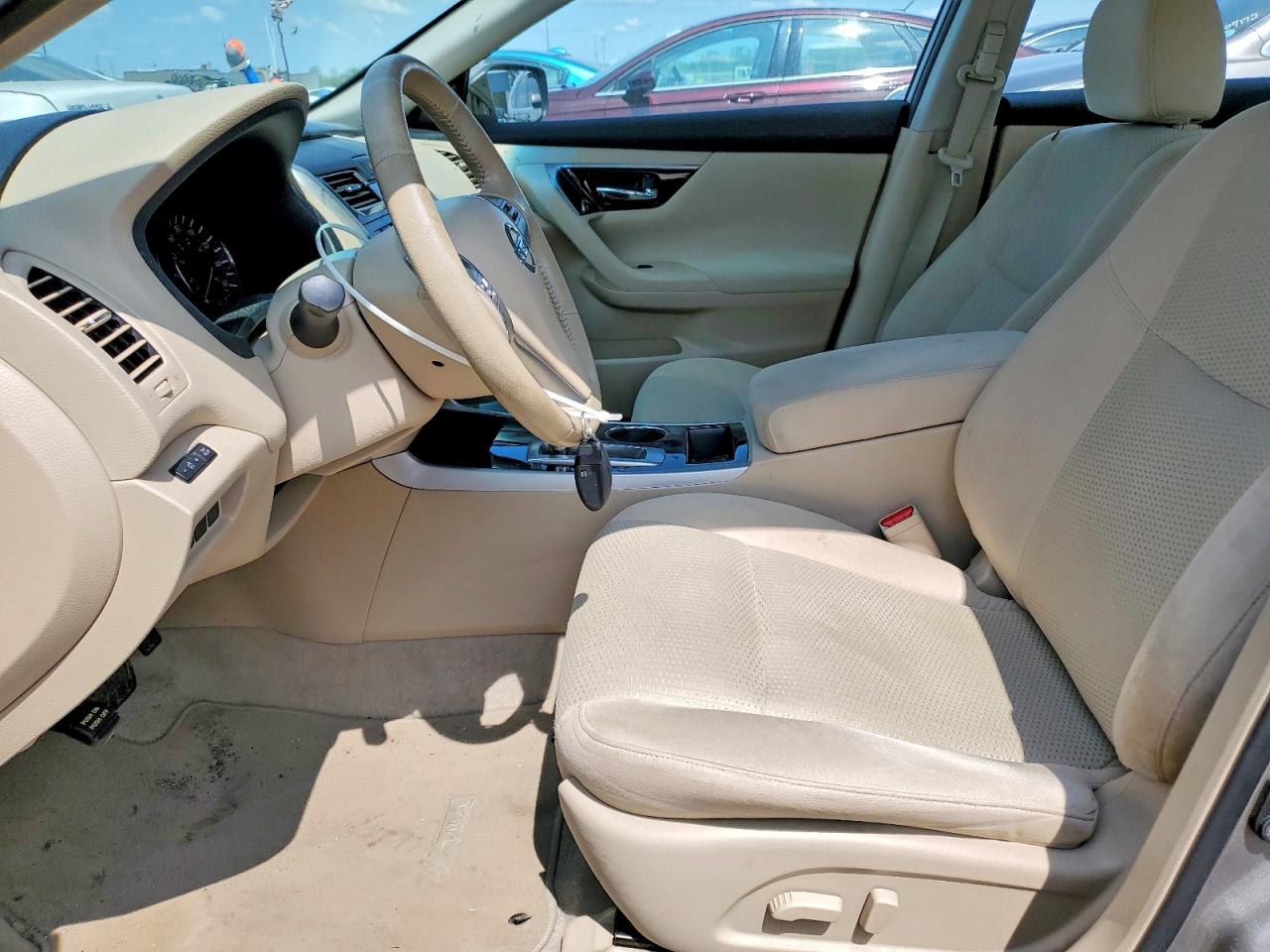 2014 Nissan Altima 2.5 Beige vin: 1N4AL3AP1EC115680