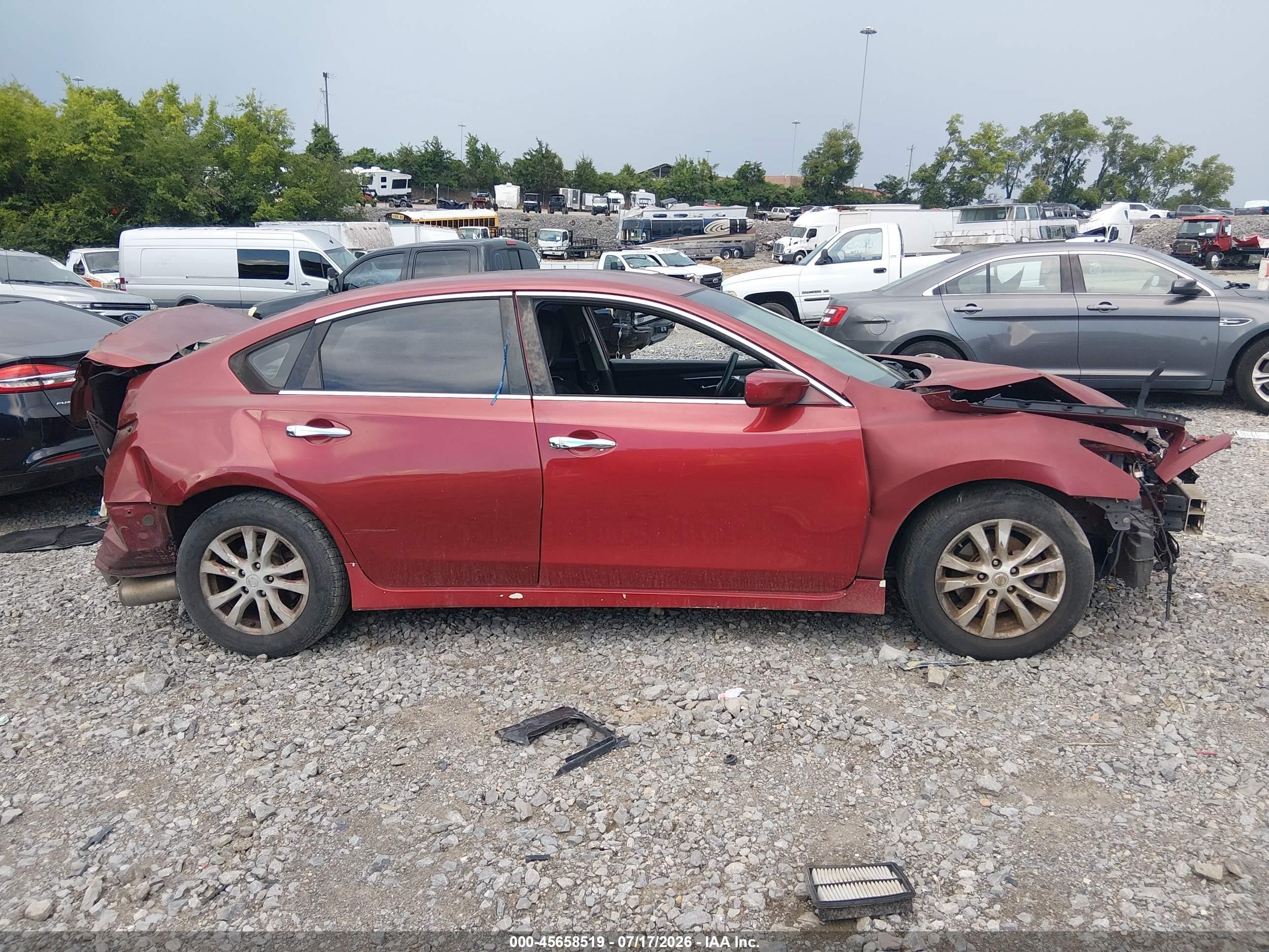 2014 Nissan Altima 2.5 S Red vin: 1N4AL3AP1EC126209
