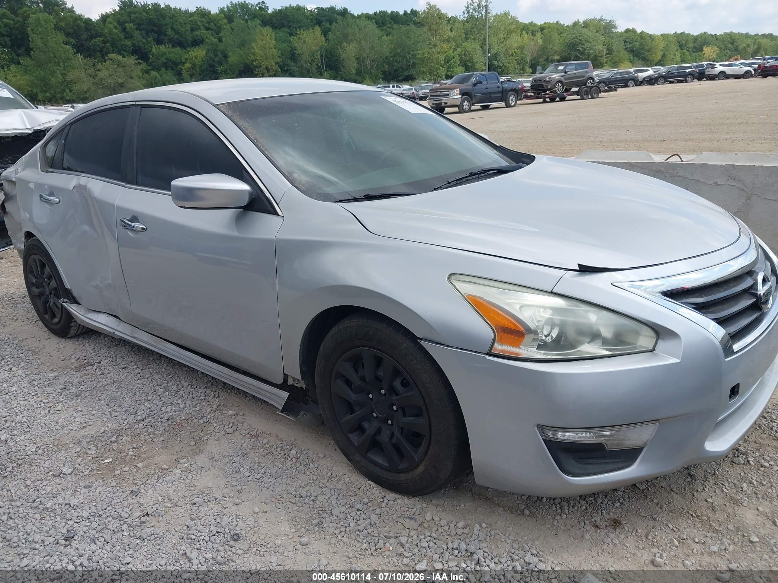 2014 Nissan Altima 2.5 S Silver vin: 1N4AL3AP1EC136688