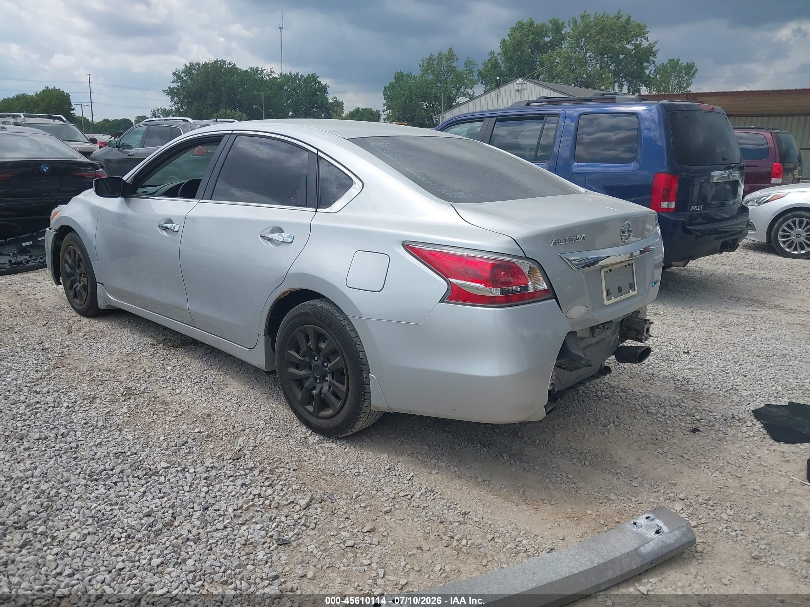 2014 Nissan Altima 2.5 S Silver vin: 1N4AL3AP1EC136688