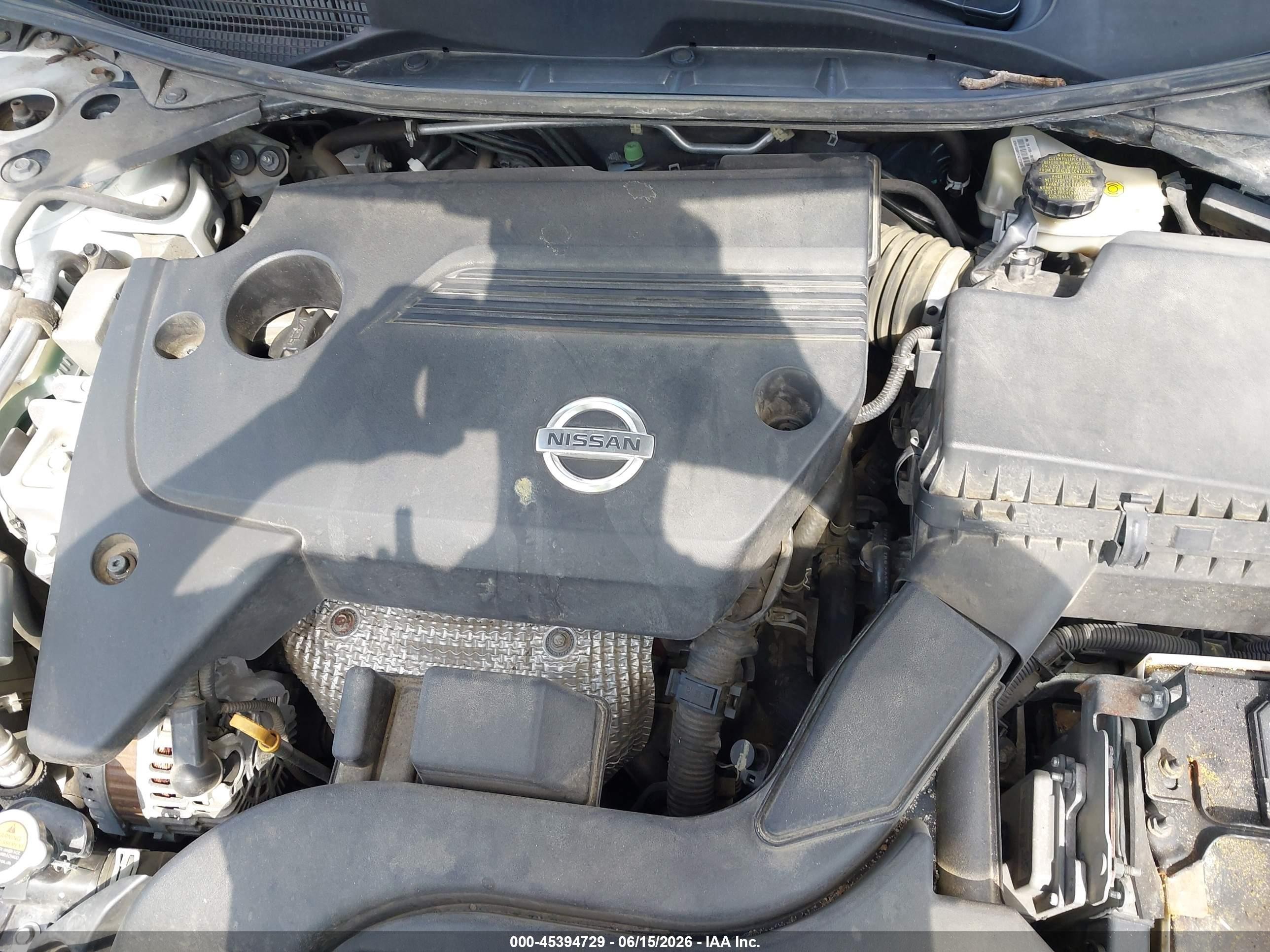 2014 Nissan Altima 2.5 S Желтый vin: 1N4AL3AP1EC161302