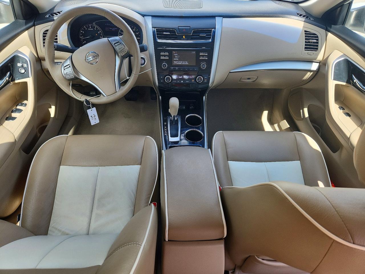 2014 Nissan Altima 2.5 Sv White vin: 1N4AL3AP1EC161364