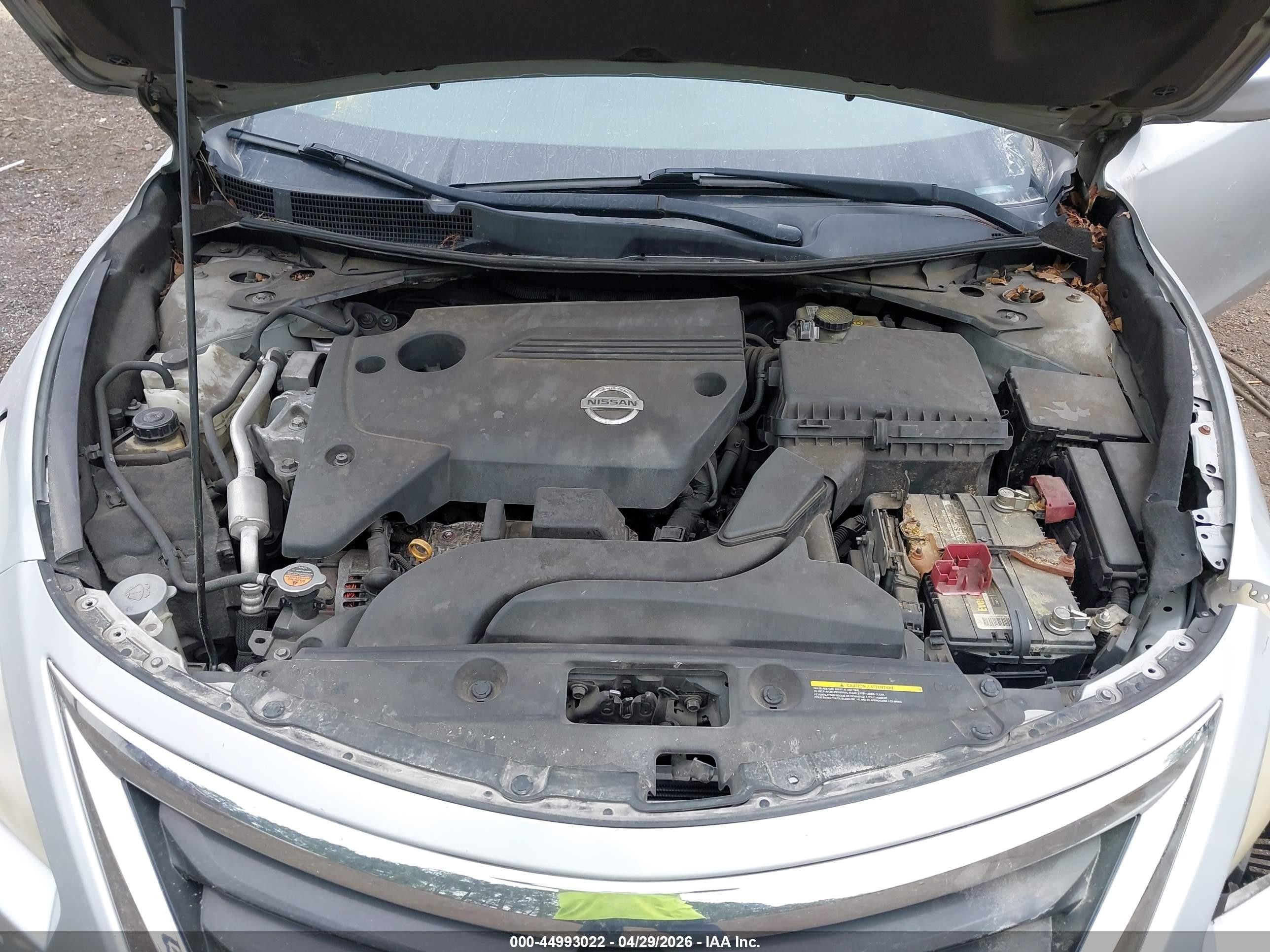 2014 Nissan Altima 2.5 S Silver vin: 1N4AL3AP1EC166418