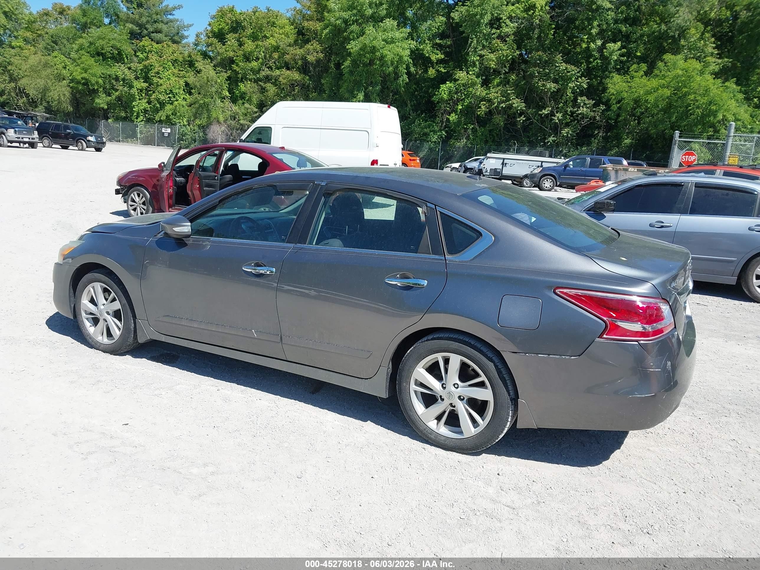 2014 Nissan Altima 2.5 Sv Gray vin: 1N4AL3AP1EC178603