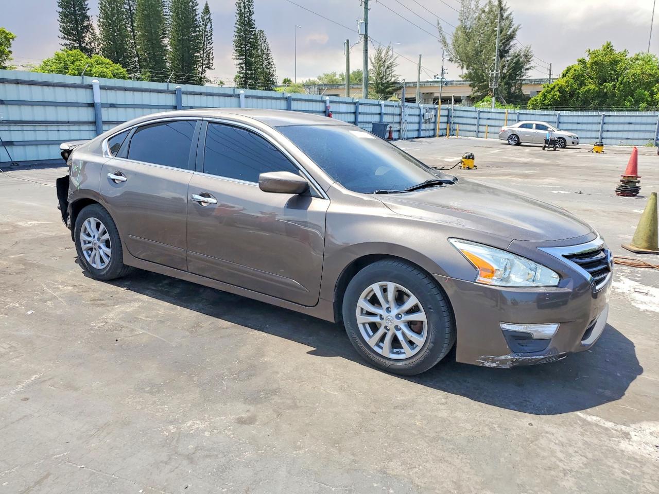 2014 Nissan Altima 2.5 S Tan vin: 1N4AL3AP1EC181968