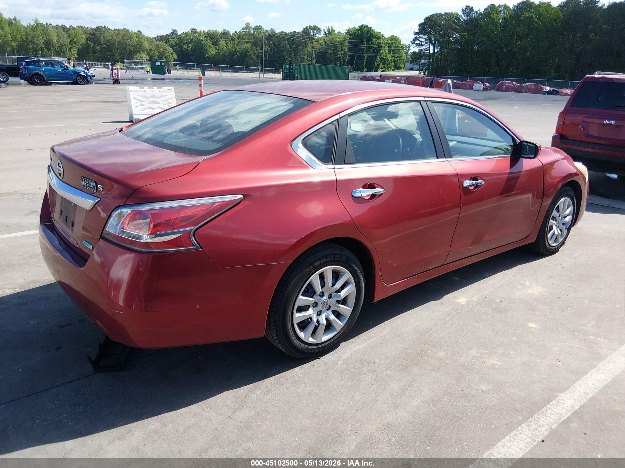 2014 Nissan Altima 2.5 S Red vin: 1N4AL3AP1EC184434