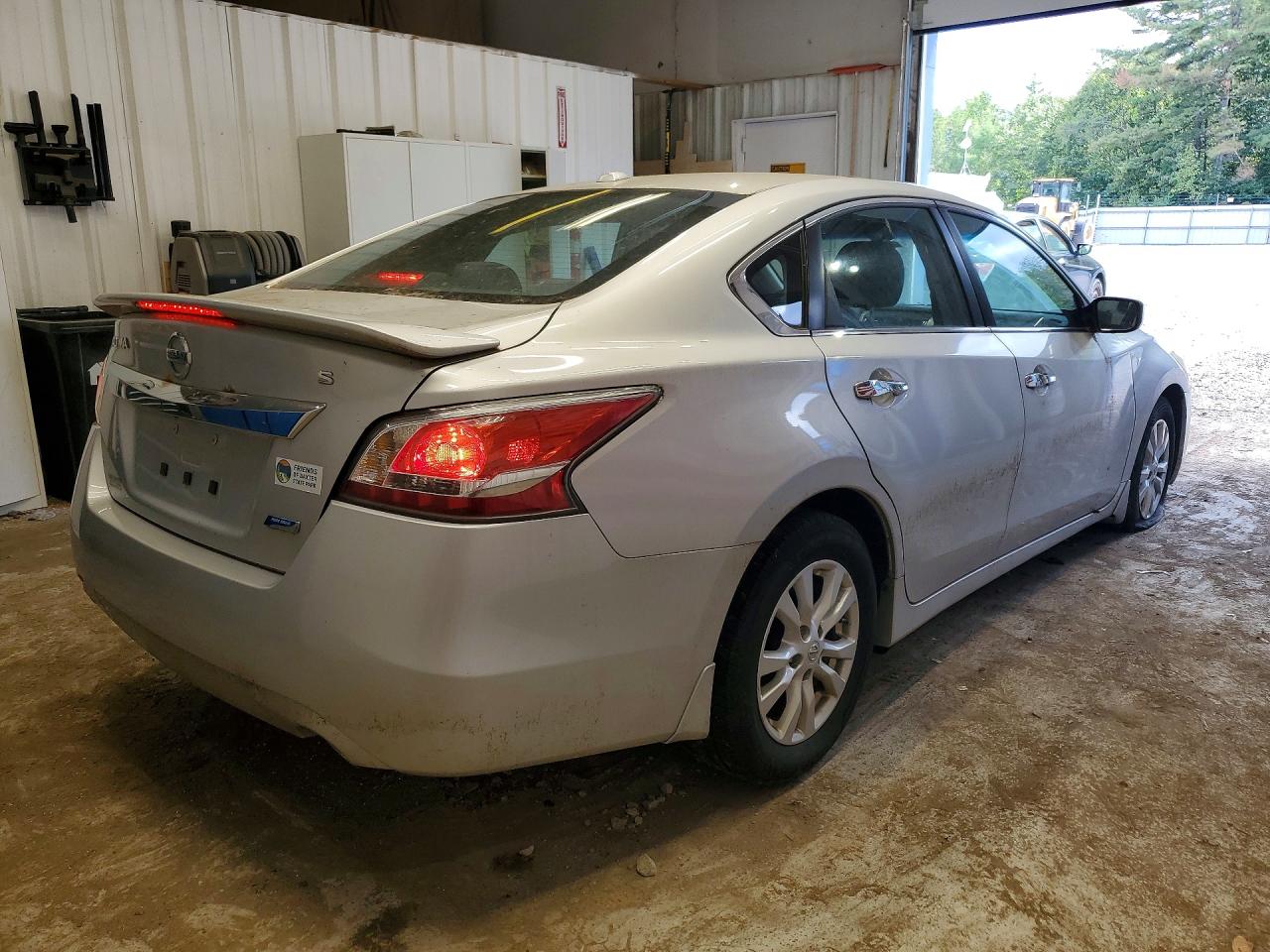 2014 Nissan Altima 2.5 S Silver vin: 1N4AL3AP1EC190900