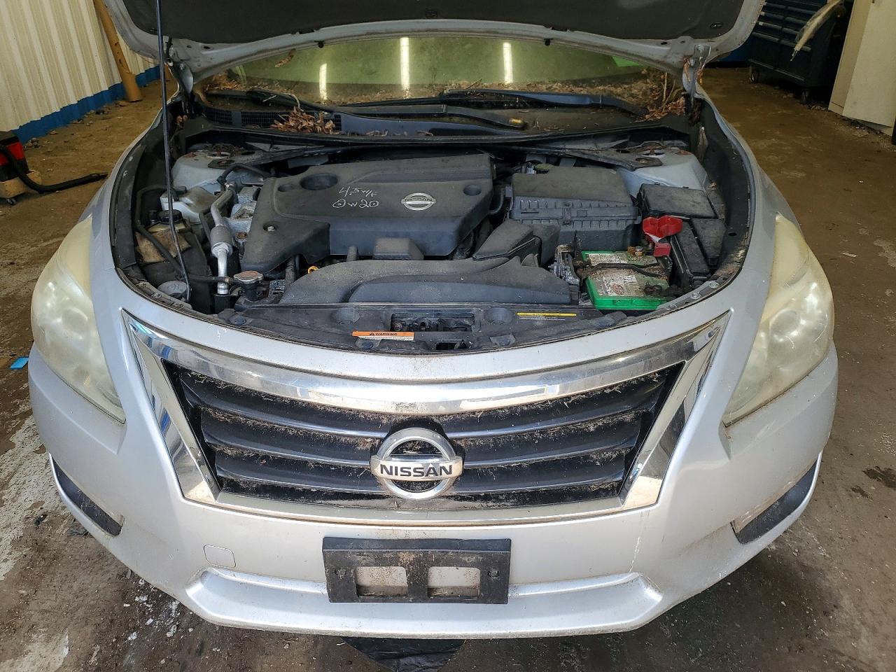 2014 Nissan Altima 2.5 S Silver vin: 1N4AL3AP1EC190900
