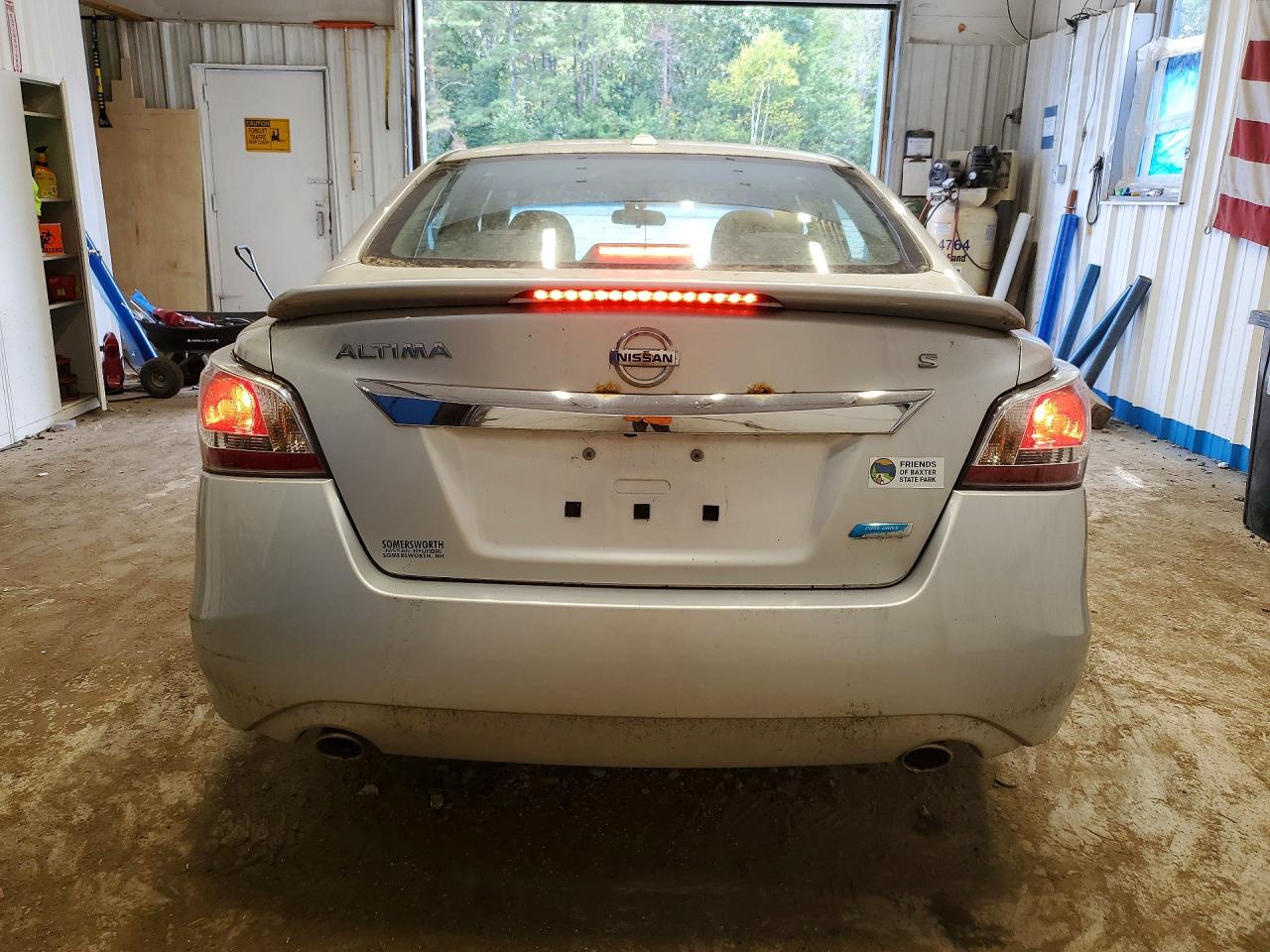 2014 Nissan Altima 2.5 S Silver vin: 1N4AL3AP1EC190900