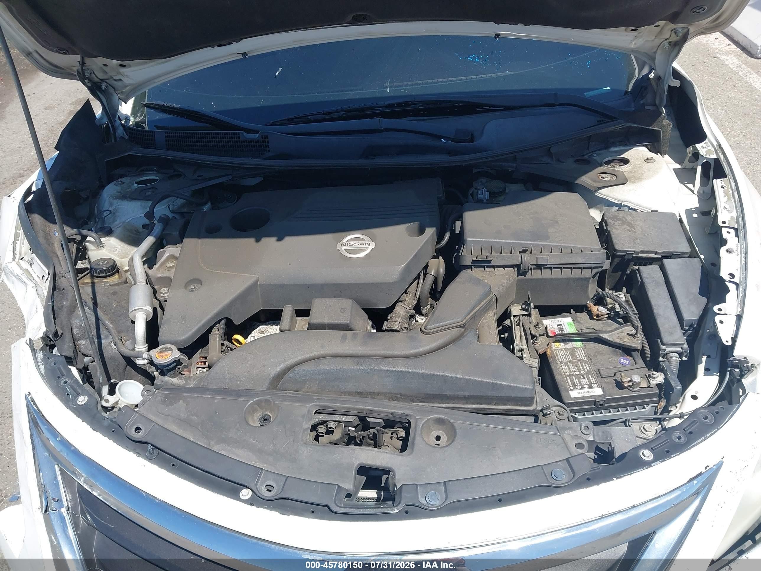 2014 Nissan Altima 2.5 White vin: 1N4AL3AP1EC197135
