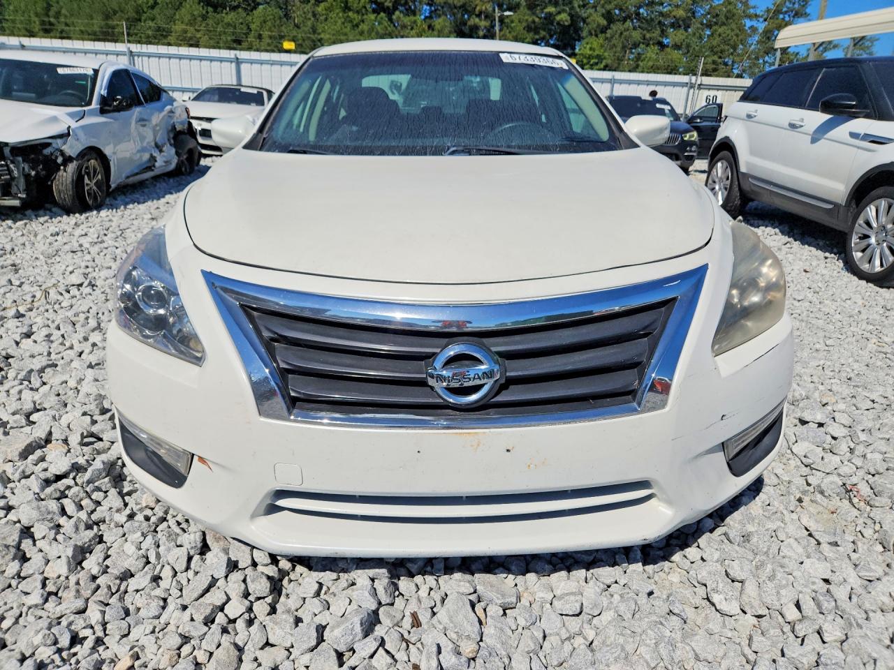 2014 Nissan Altima 2.5 S White vin: 1N4AL3AP1EC200955