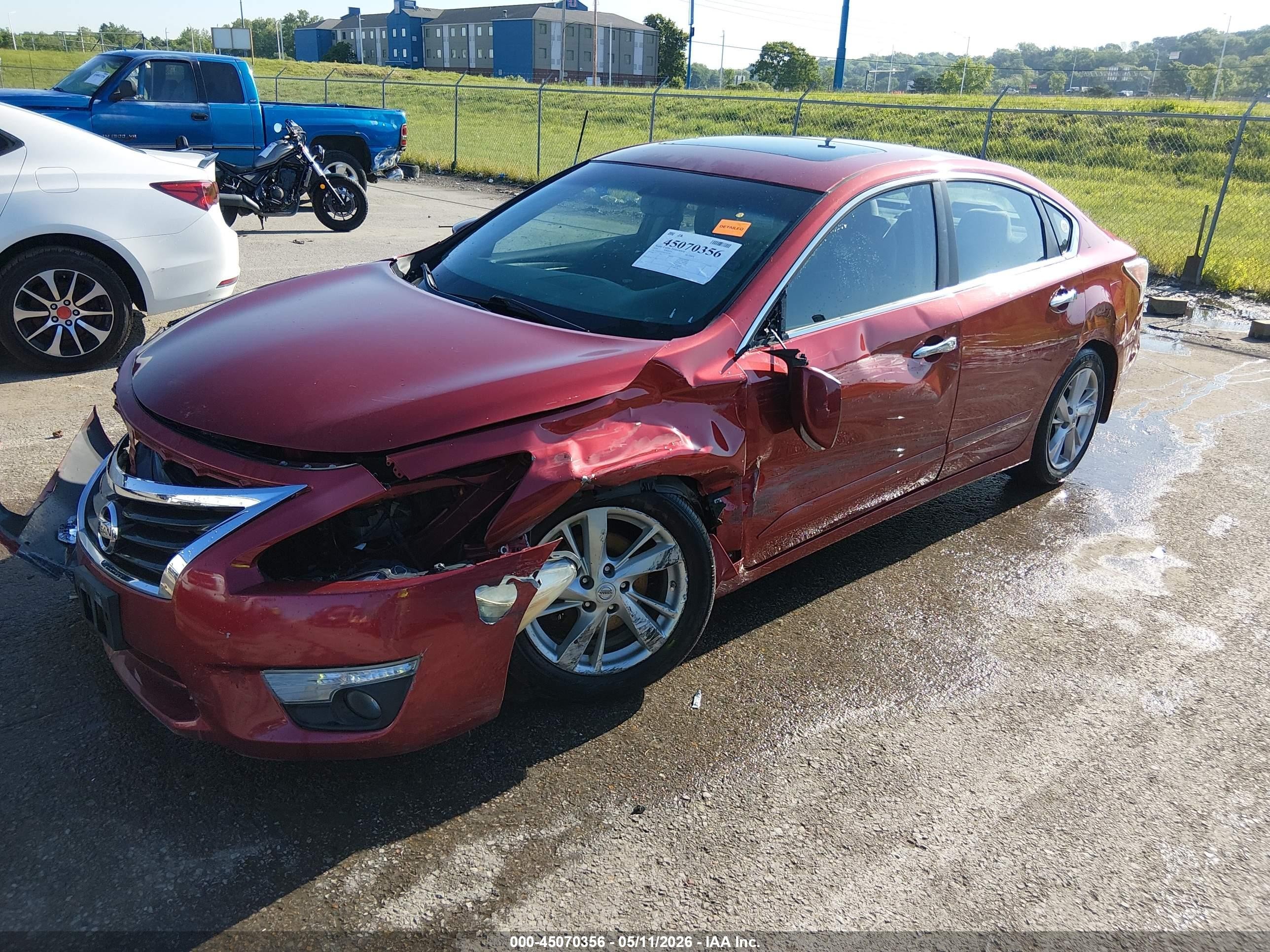 2014 Nissan Altima 2.5 Sv Red vin: 1N4AL3AP1EC201796