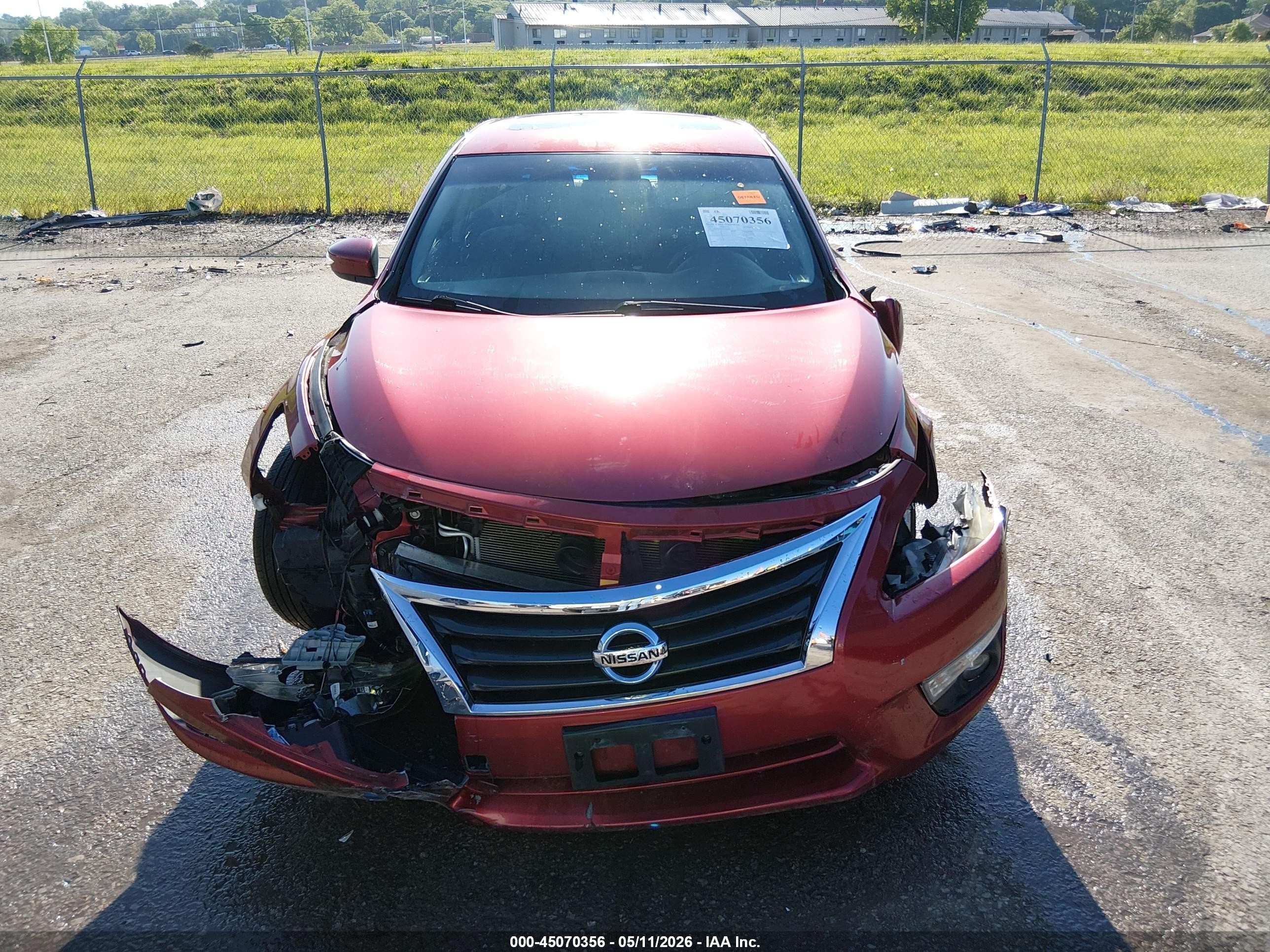 2014 Nissan Altima 2.5 Sv Red vin: 1N4AL3AP1EC201796