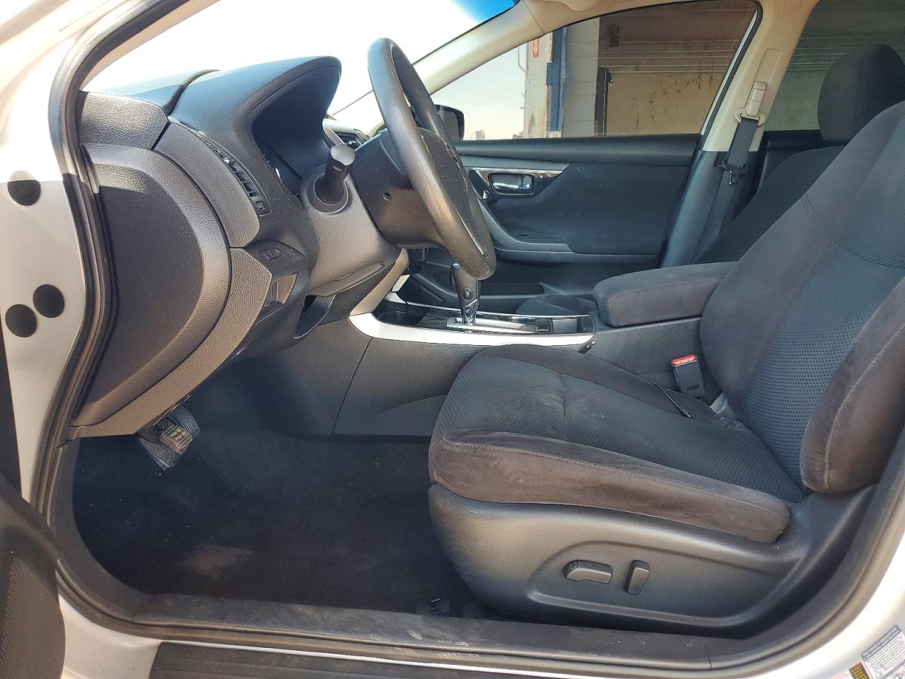 2014 Nissan Altima 2.5 Silver vin: 1N4AL3AP1EC202883
