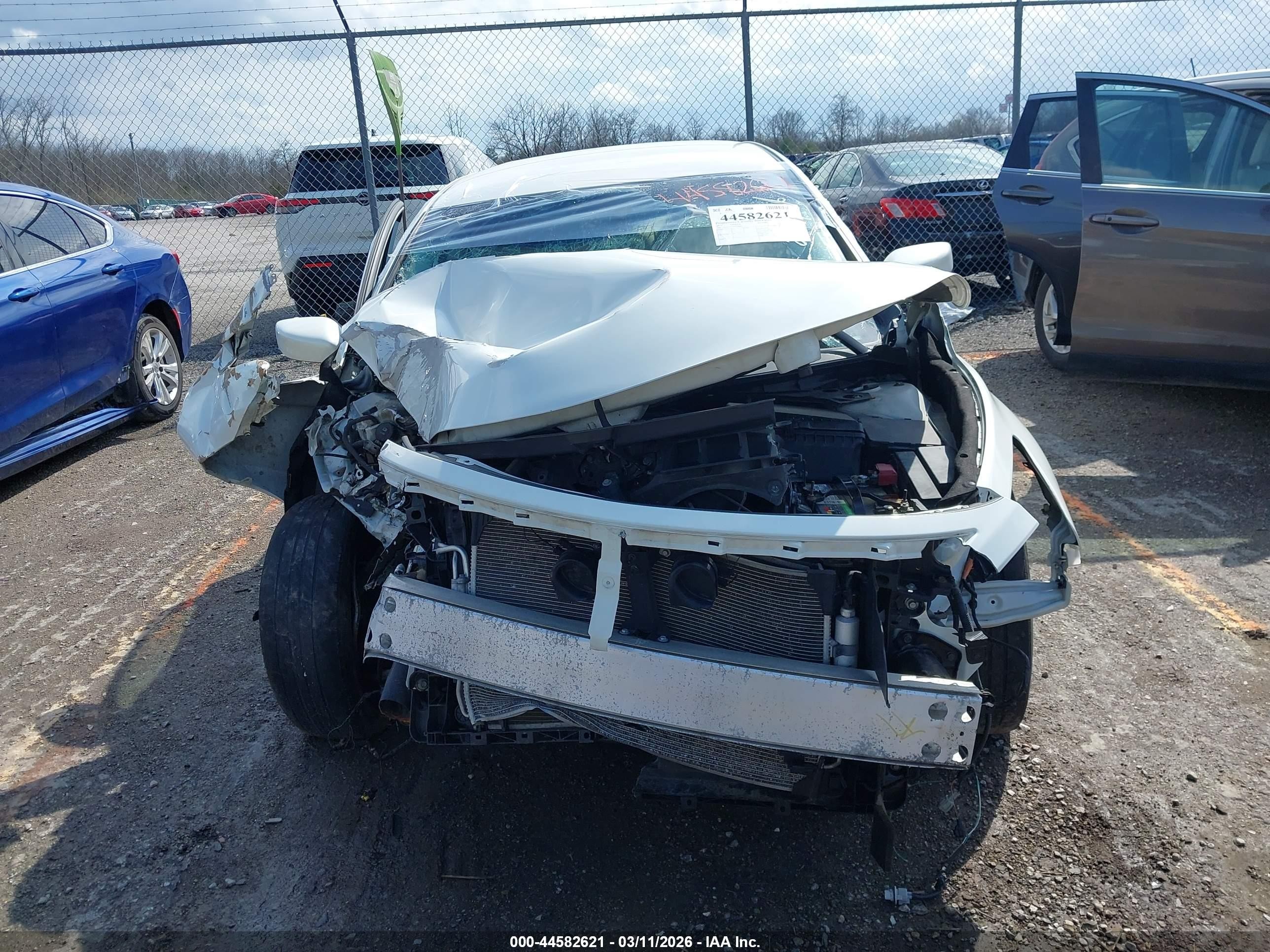 2014 Nissan Altima 2.5 S White vin: 1N4AL3AP1EC278409