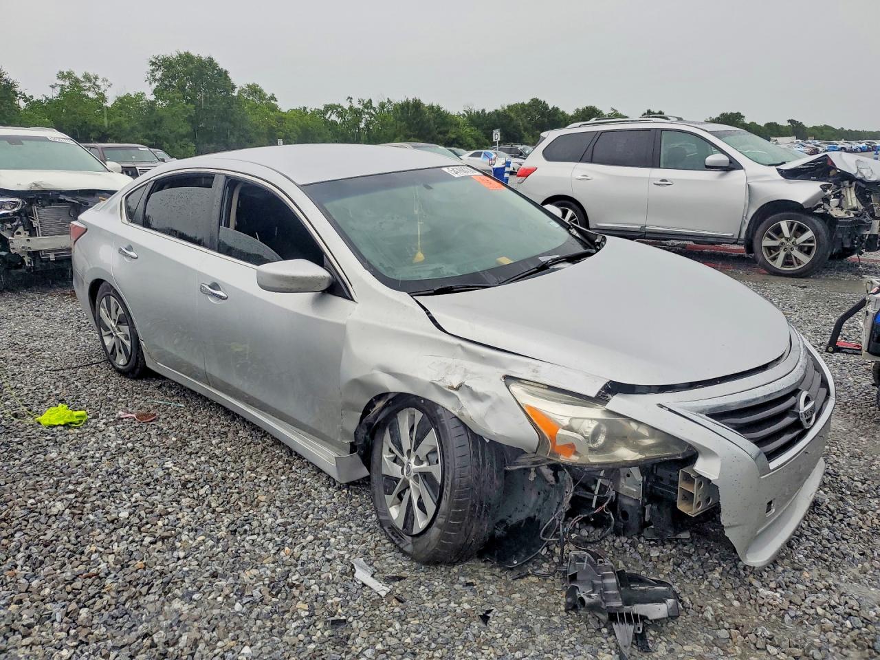 2014 Nissan Altima 2.5 Silver vin: 1N4AL3AP1EC403117